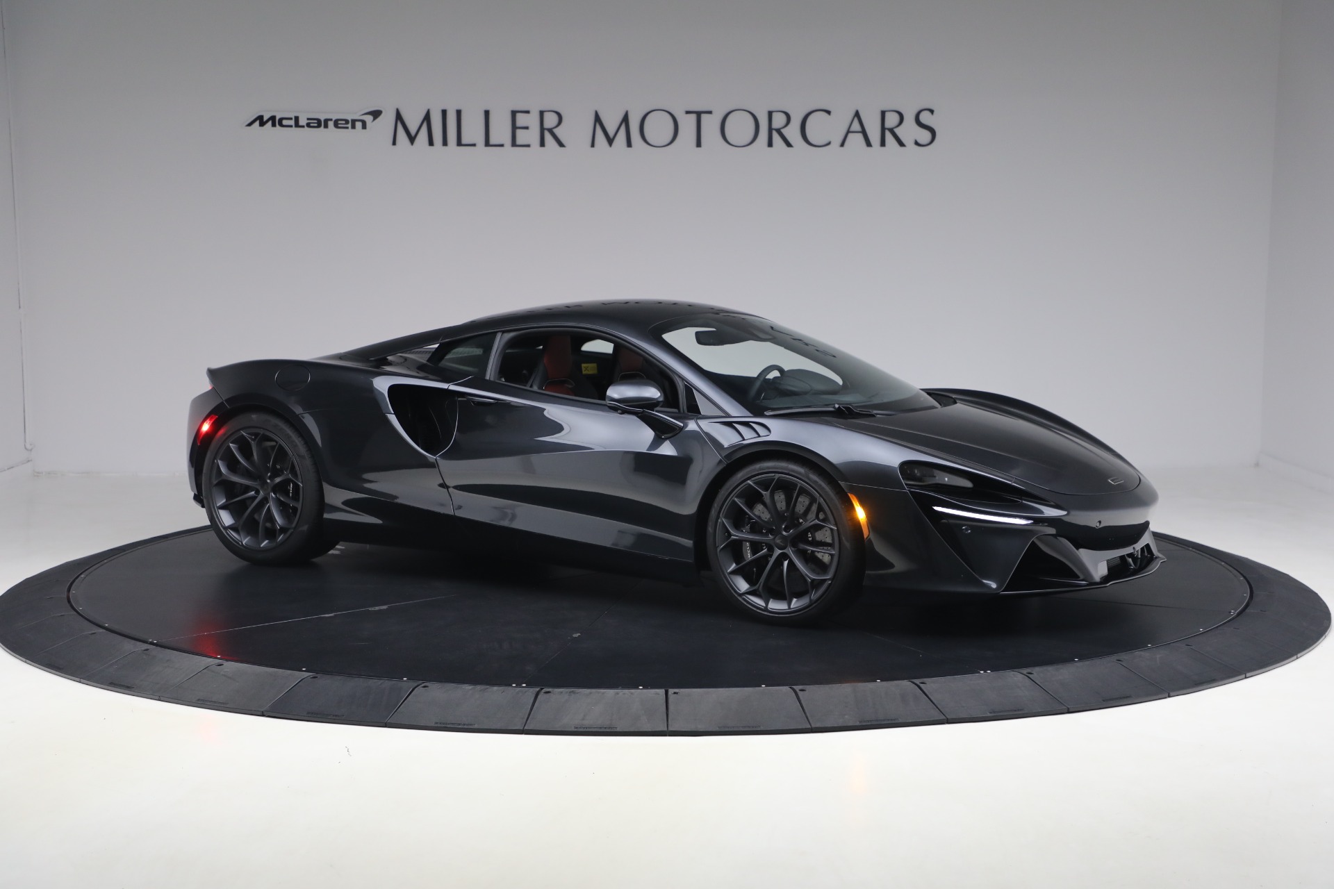 New-2026-McLaren-Artura-TechLux