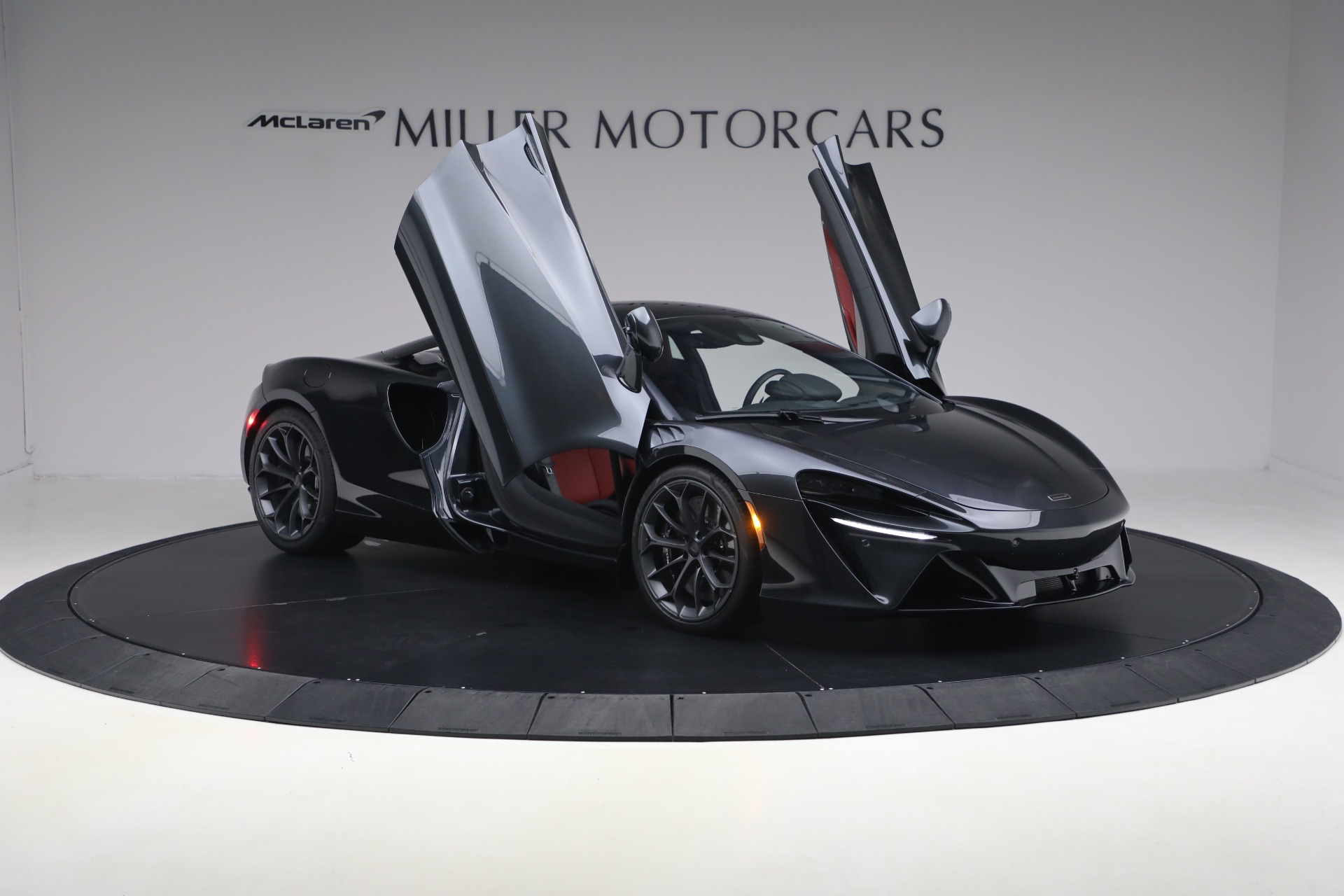 New-2026-McLaren-Artura-TechLux