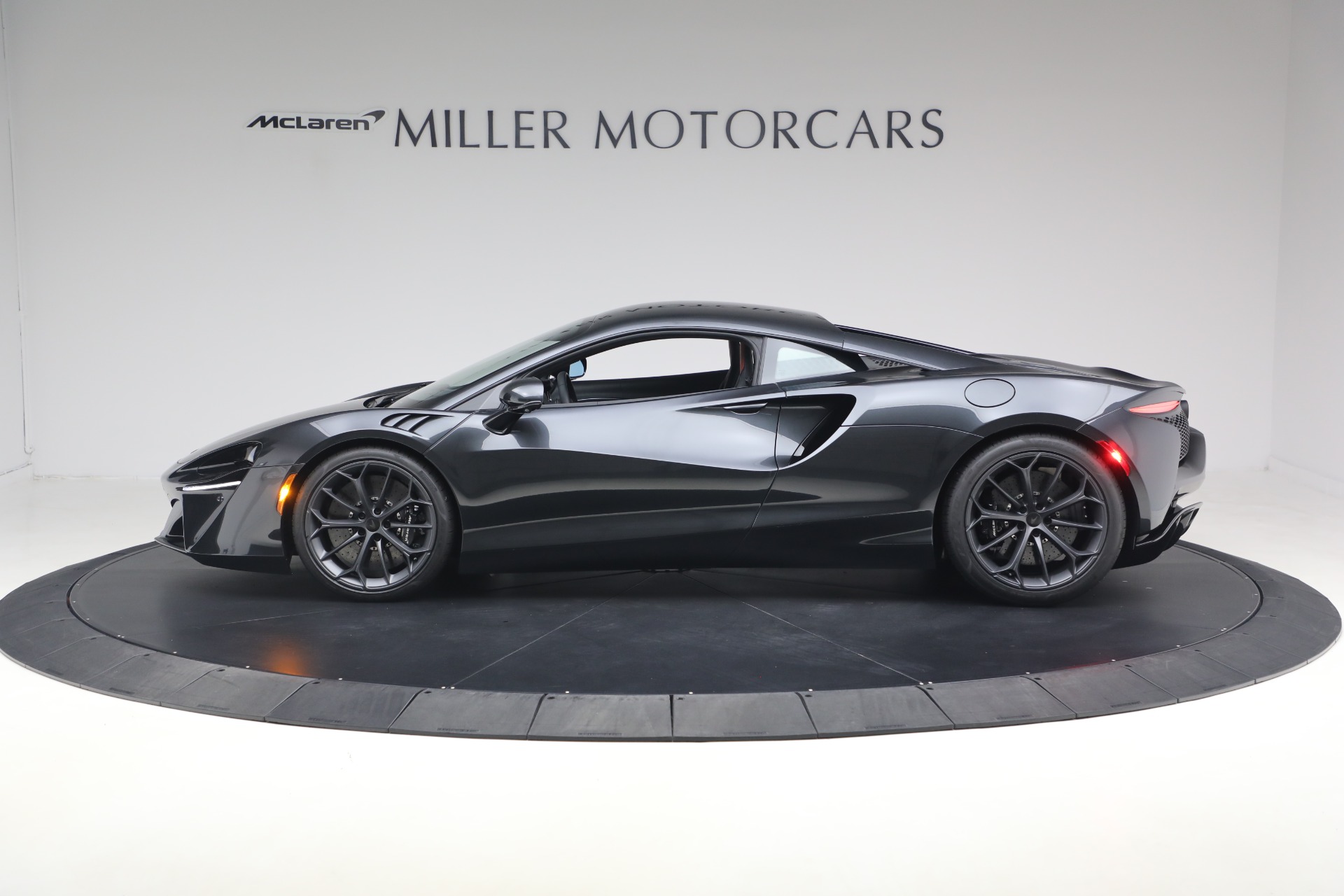 New-2026-McLaren-Artura-TechLux