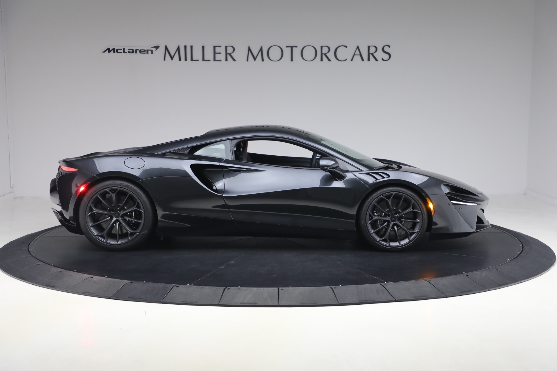 New-2026-McLaren-Artura-TechLux