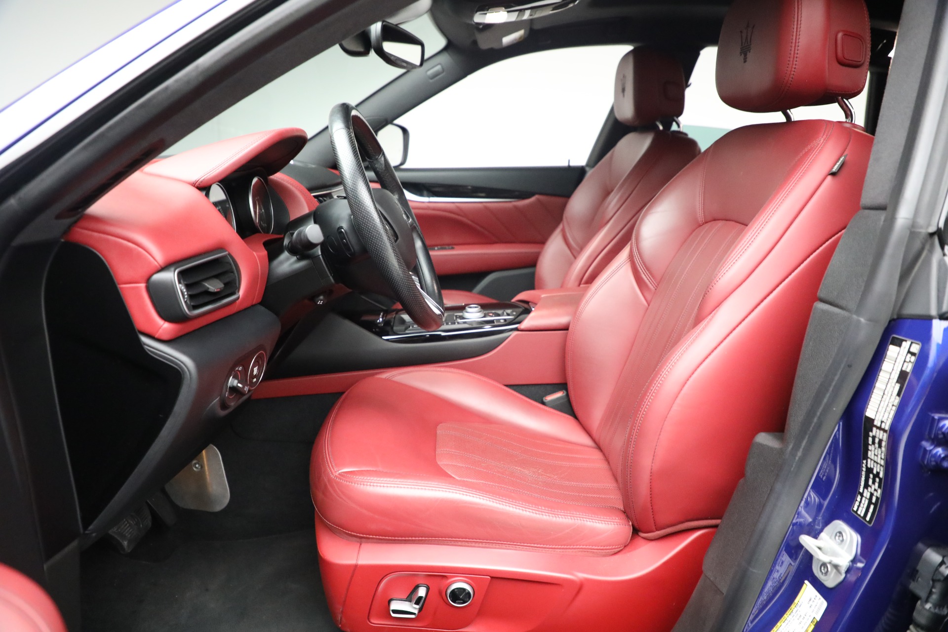 Used-2022-Maserati-Levante-GT