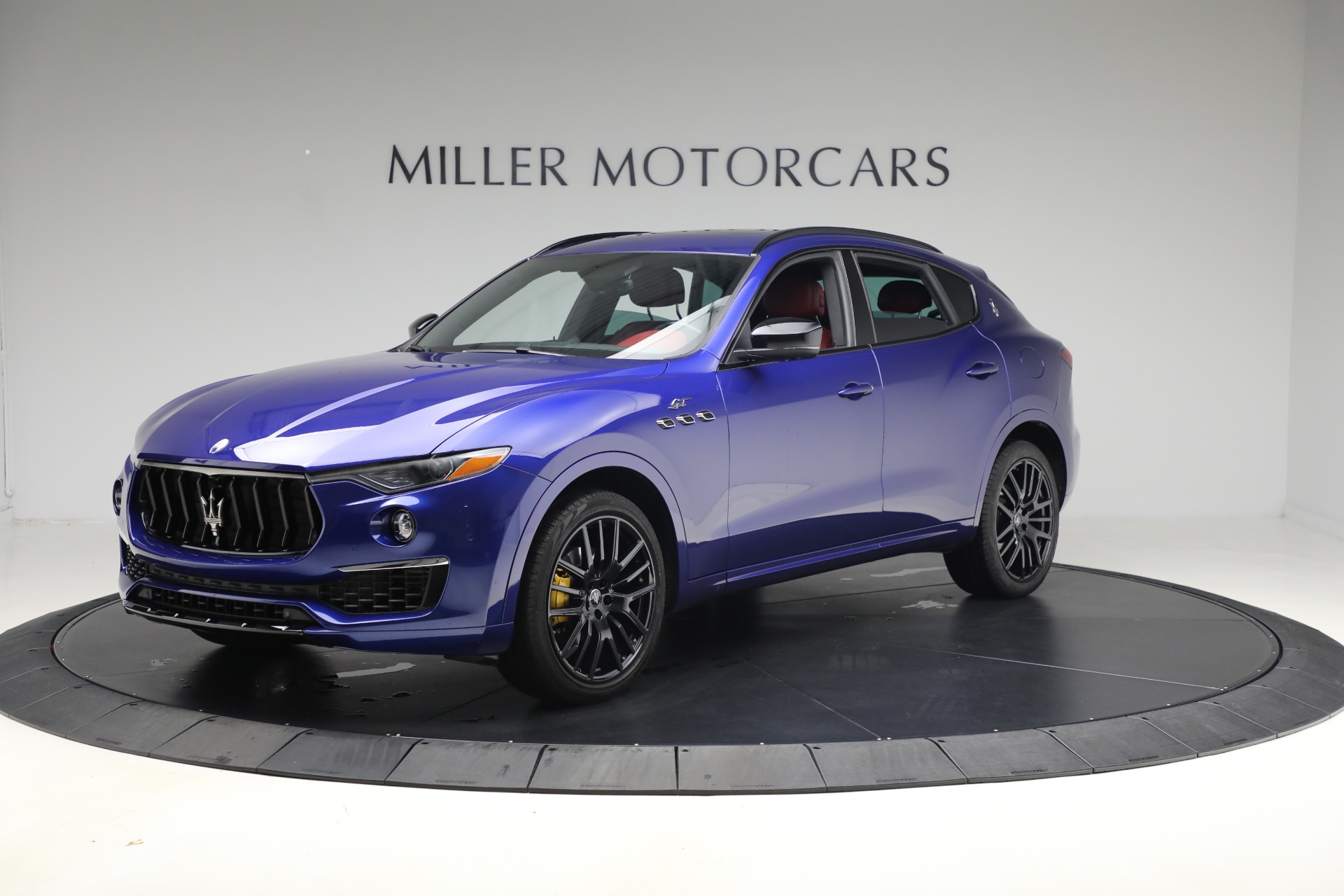 Used-2022-Maserati-Levante-GT