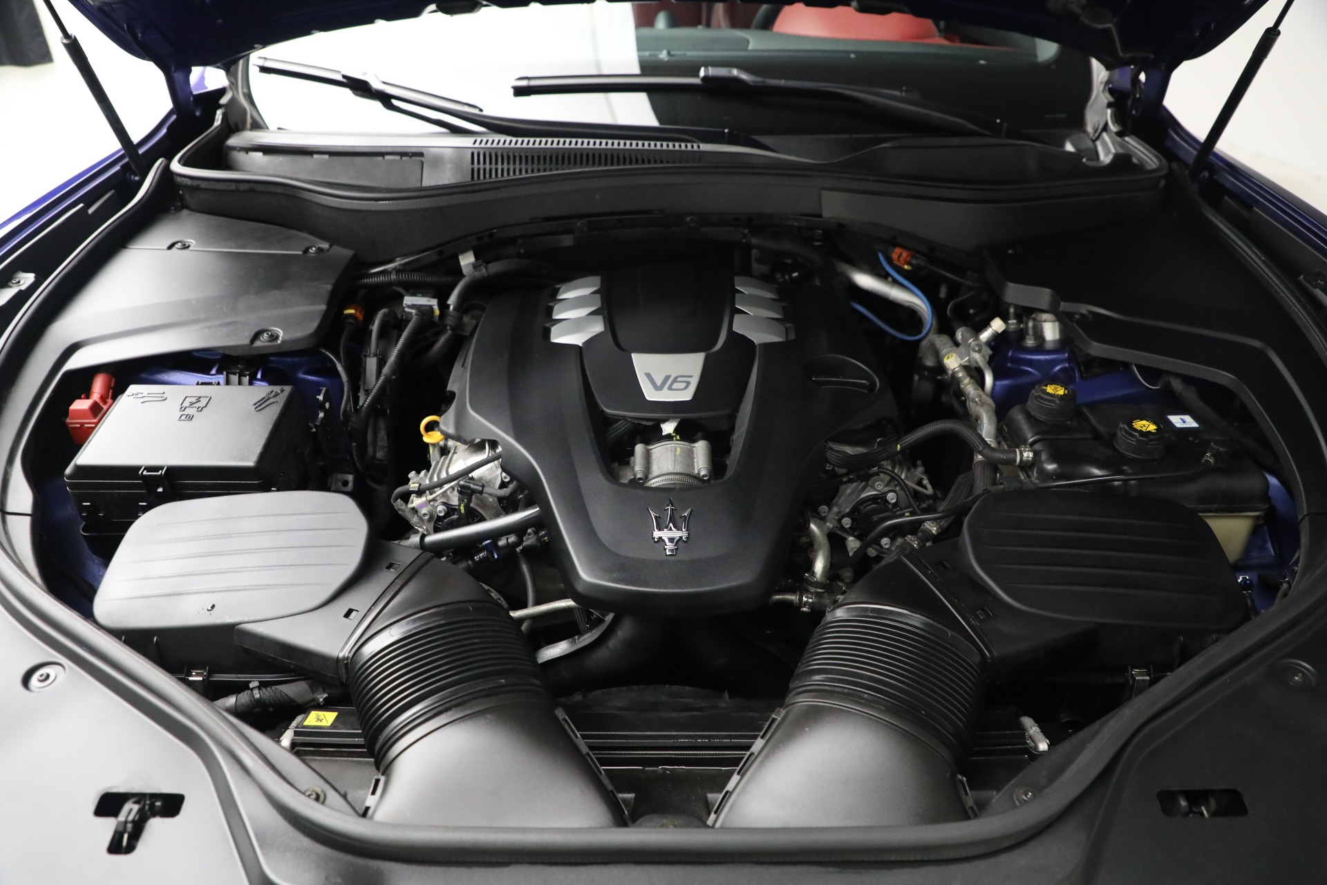 Used-2022-Maserati-Levante-GT