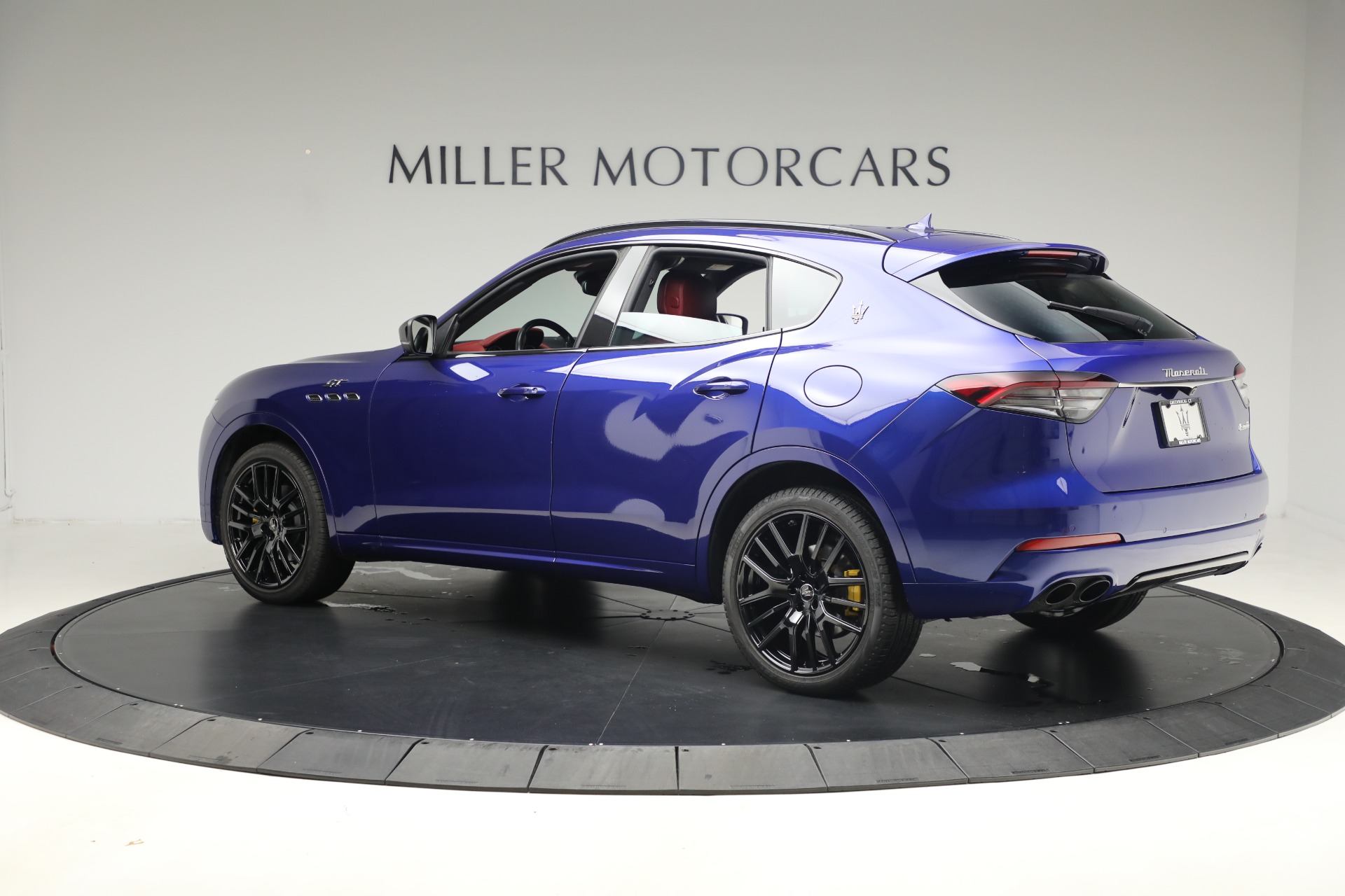 Used-2022-Maserati-Levante-GT