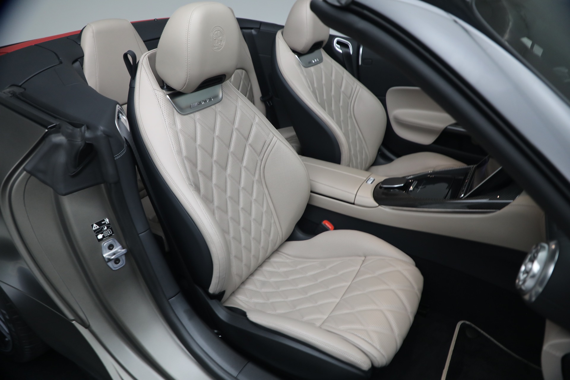 Used-2025-Mercedes-Benz-SL-Class-AMG-SL-63-S-E-Performance