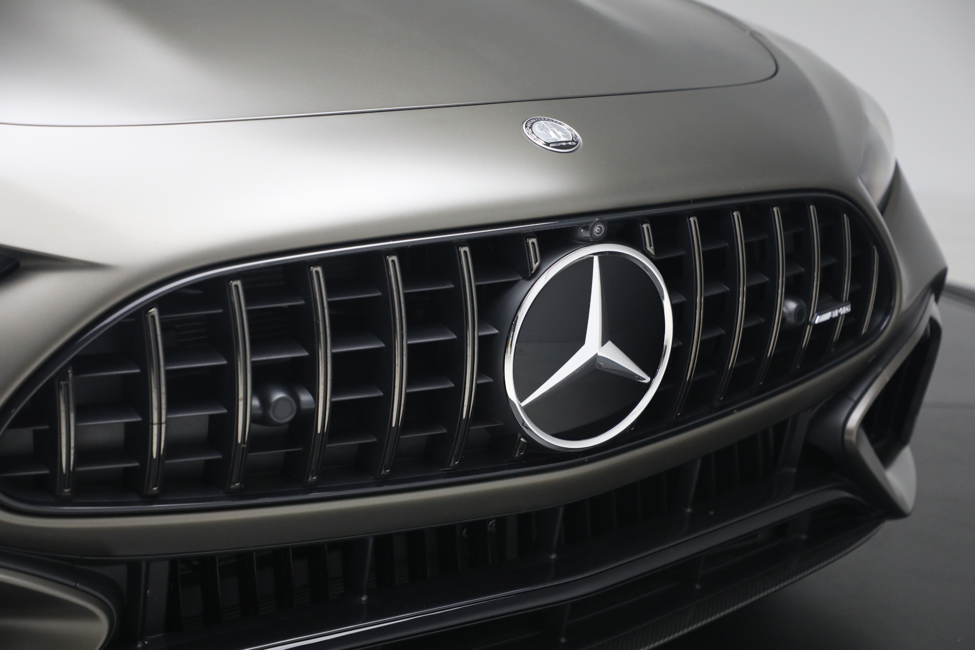 Used-2025-Mercedes-Benz-SL-Class-AMG-SL-63-S-E-Performance