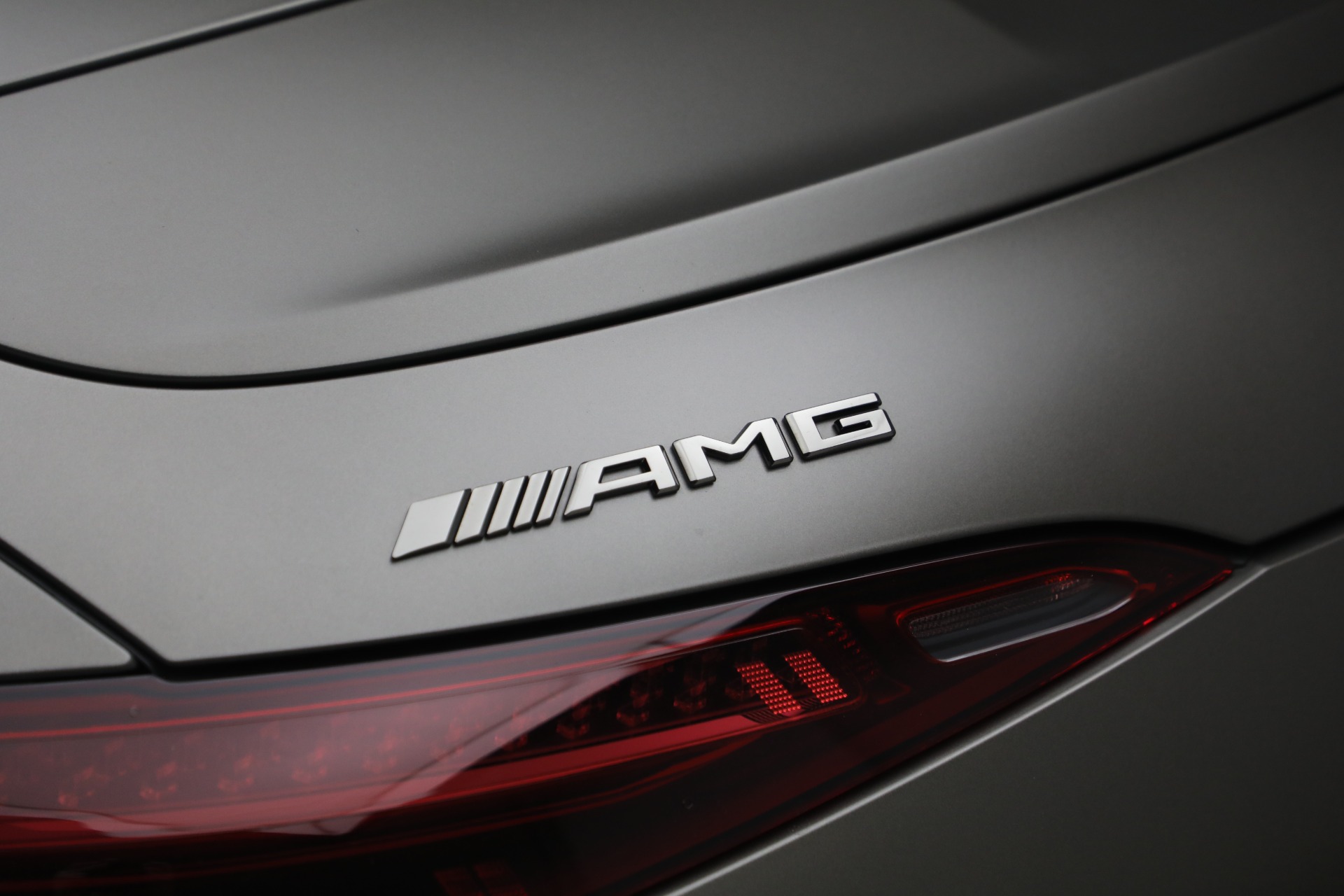 Used-2025-Mercedes-Benz-SL-Class-AMG-SL-63-S-E-Performance