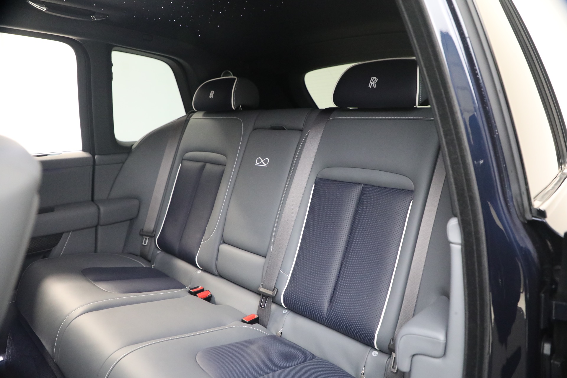 Used-2025-Rolls-Royce-Black-Badge-Cullinan