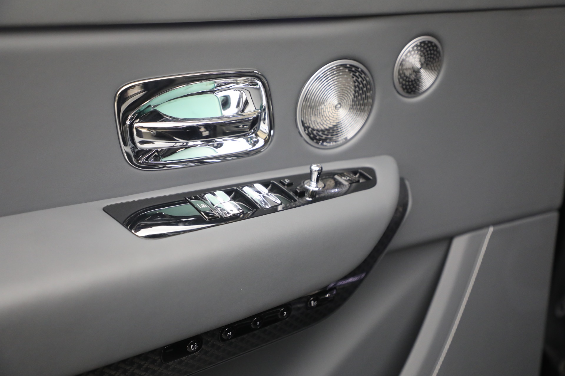 Used-2025-Rolls-Royce-Black-Badge-Cullinan