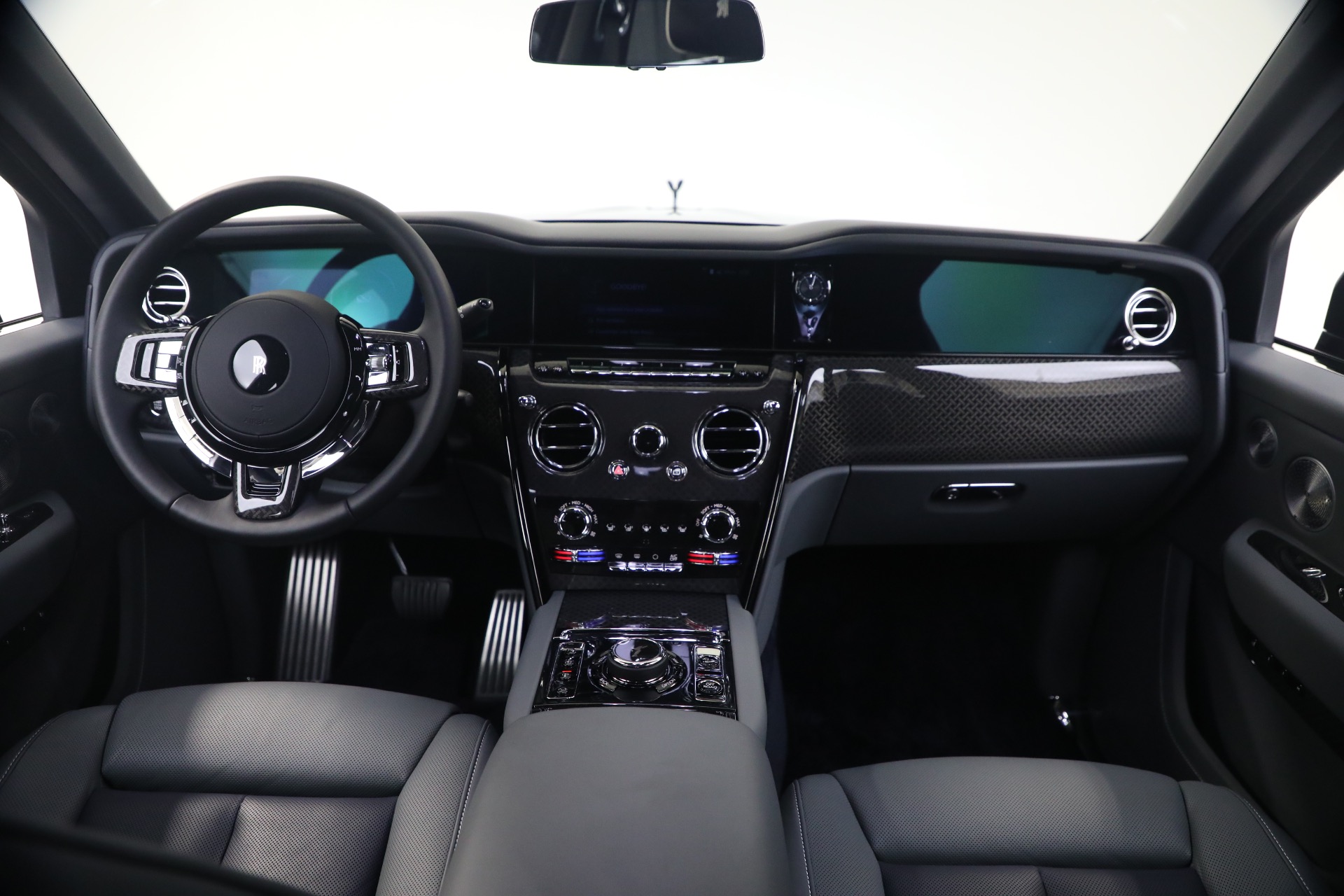 Used-2025-Rolls-Royce-Black-Badge-Cullinan