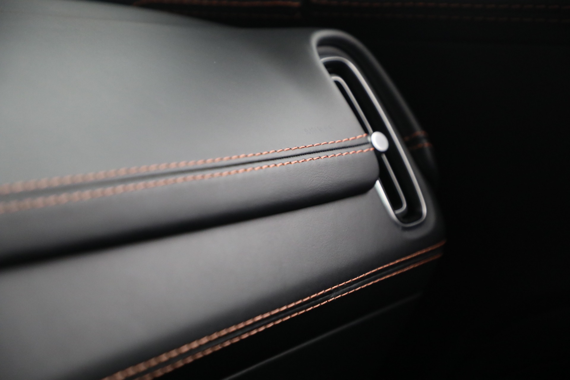 Used-2023-Aston-Martin-DBX-707