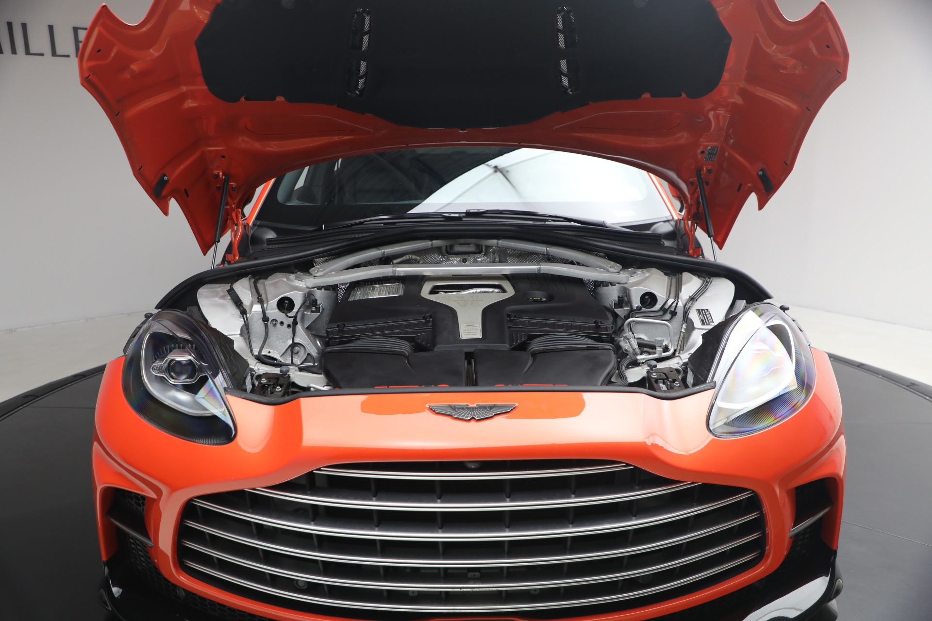 Used-2023-Aston-Martin-DBX-707