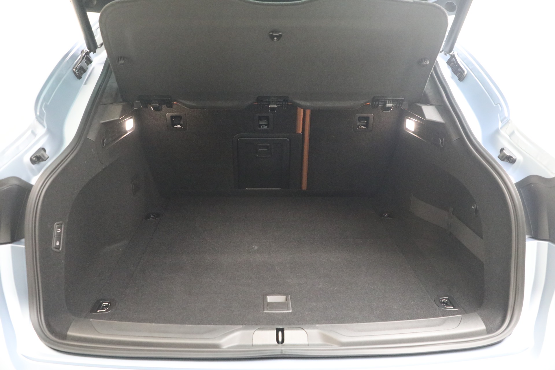 Used-2023-Maserati-Levante-F-Tributo