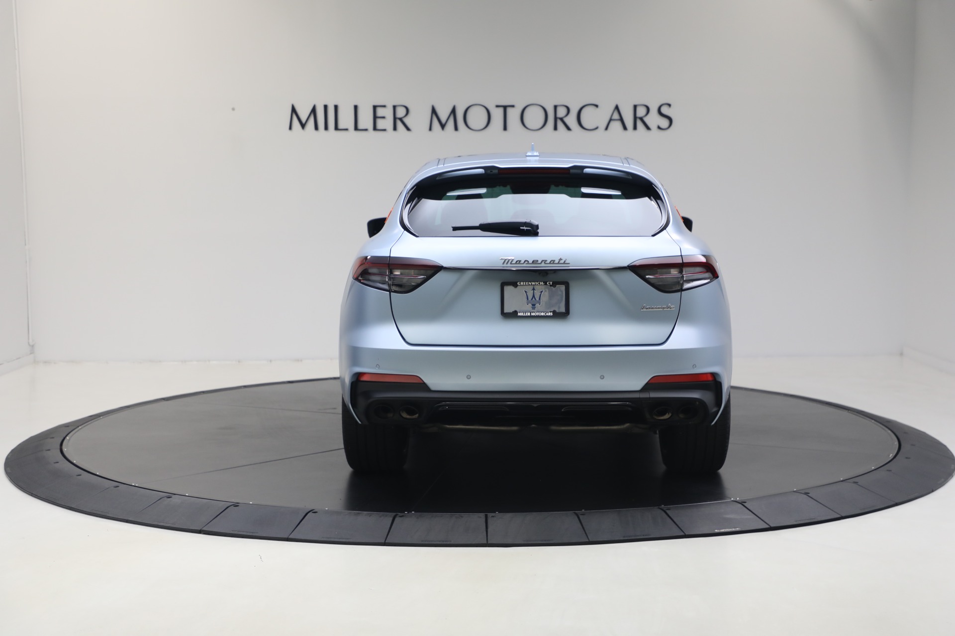 Used-2023-Maserati-Levante-F-Tributo