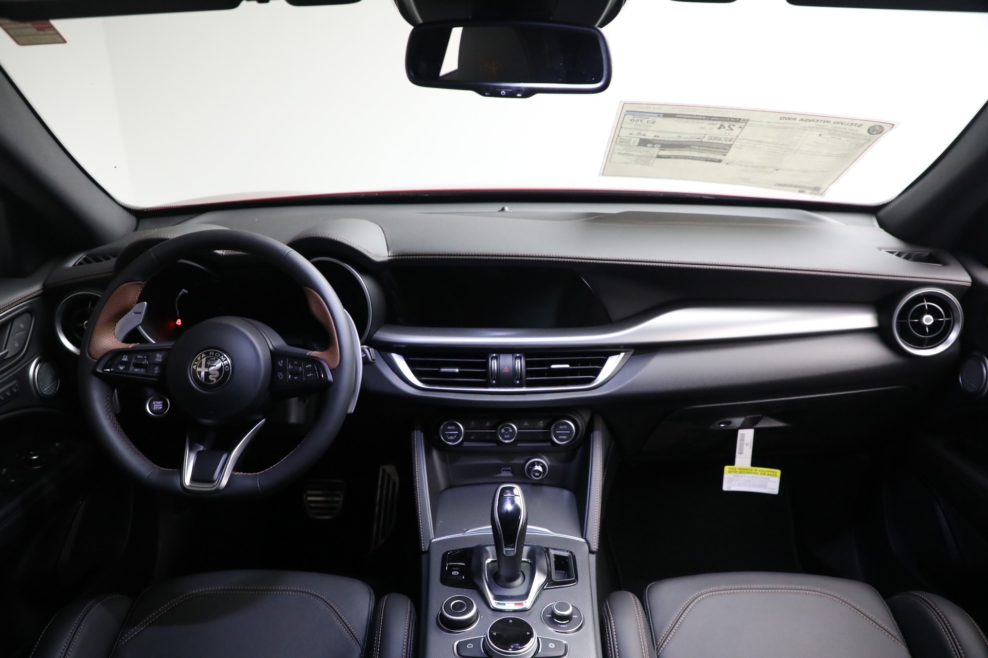 New-2025-Alfa-Romeo-Stelvio-Intensa