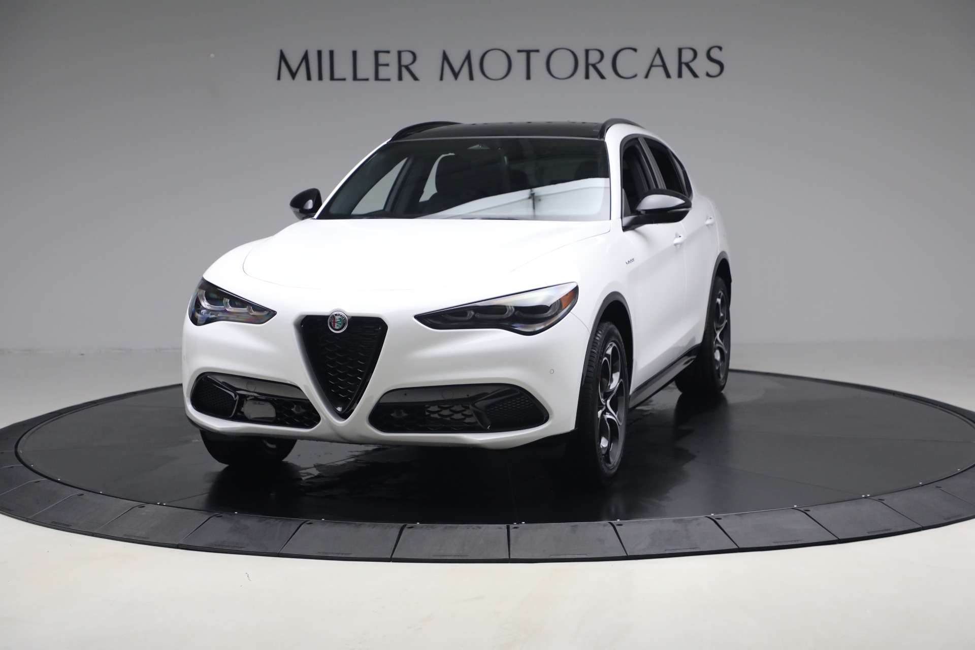 New-2025-Alfa-Romeo-Stelvio