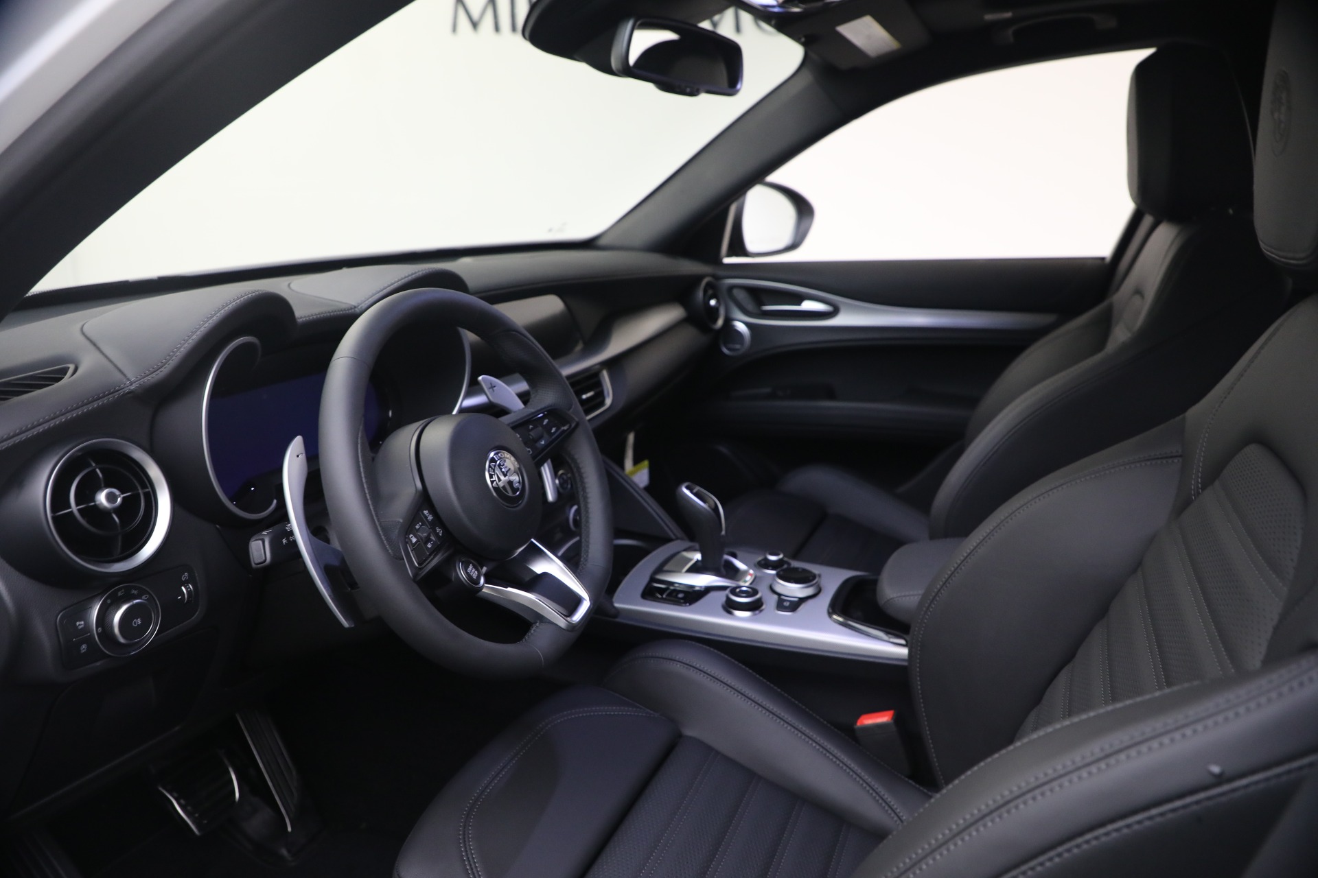 New-2025-Alfa-Romeo-Stelvio