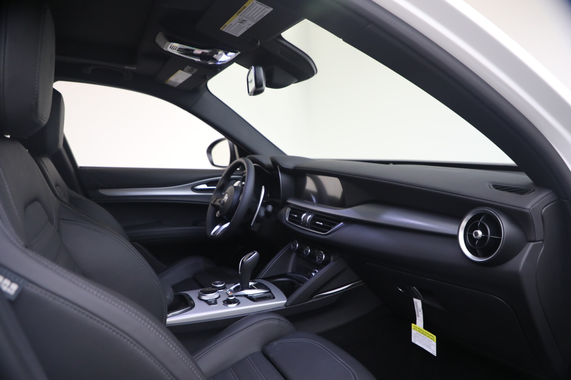 New-2025-Alfa-Romeo-Stelvio