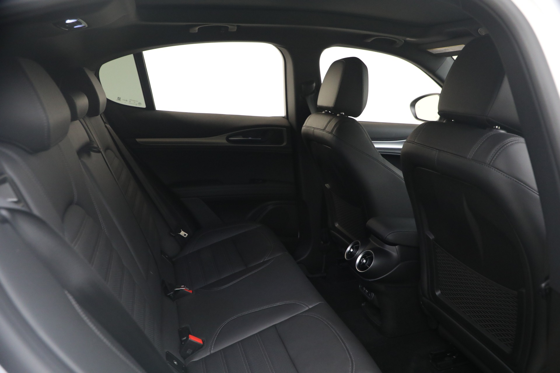 New-2025-Alfa-Romeo-Stelvio