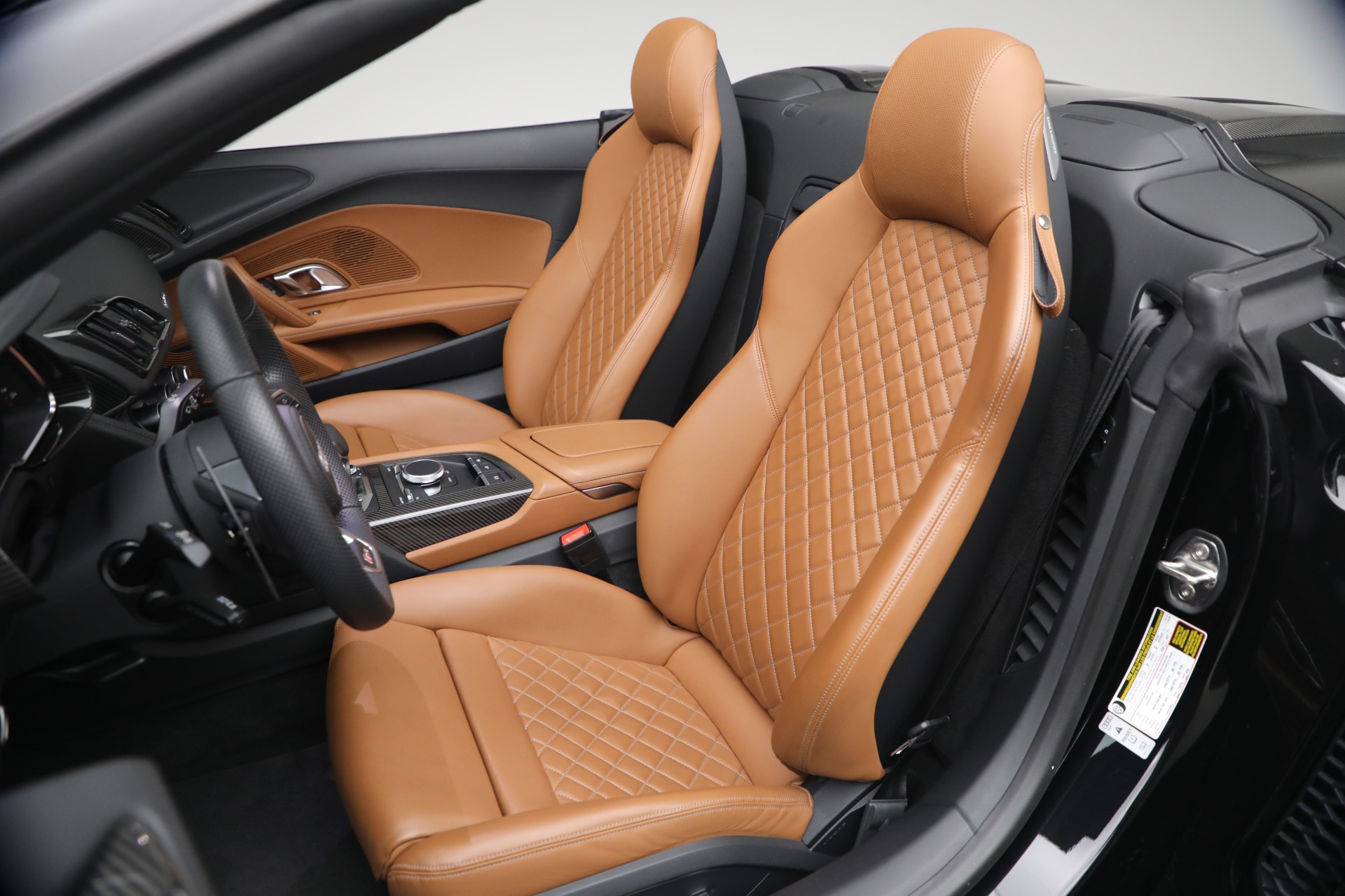 Used-2023-Audi-R8-52-quattro-V10-perform-Spyder