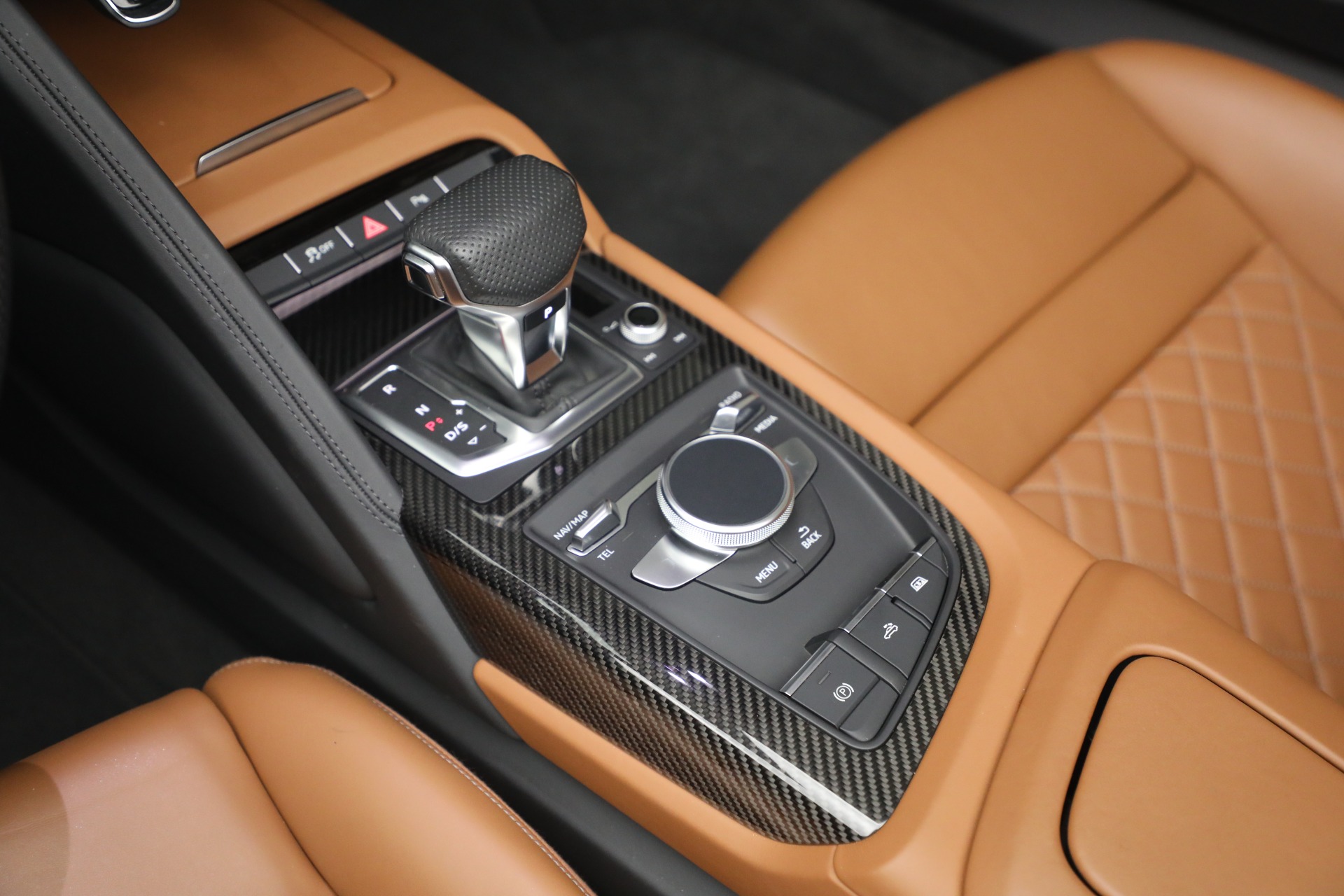 Used-2023-Audi-R8-52-quattro-V10-perform-Spyder