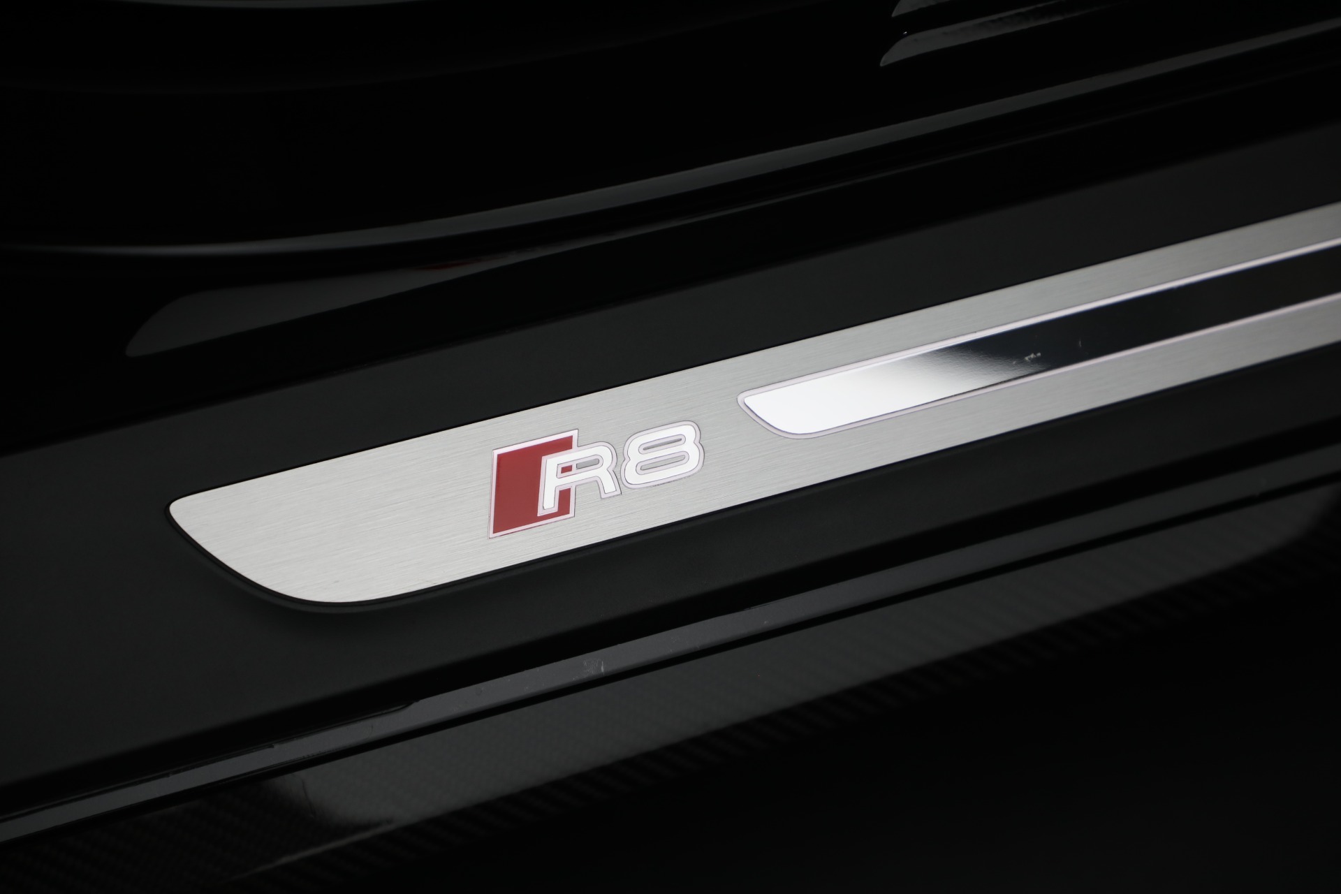 Used-2023-Audi-R8-52-quattro-V10-perform-Spyder