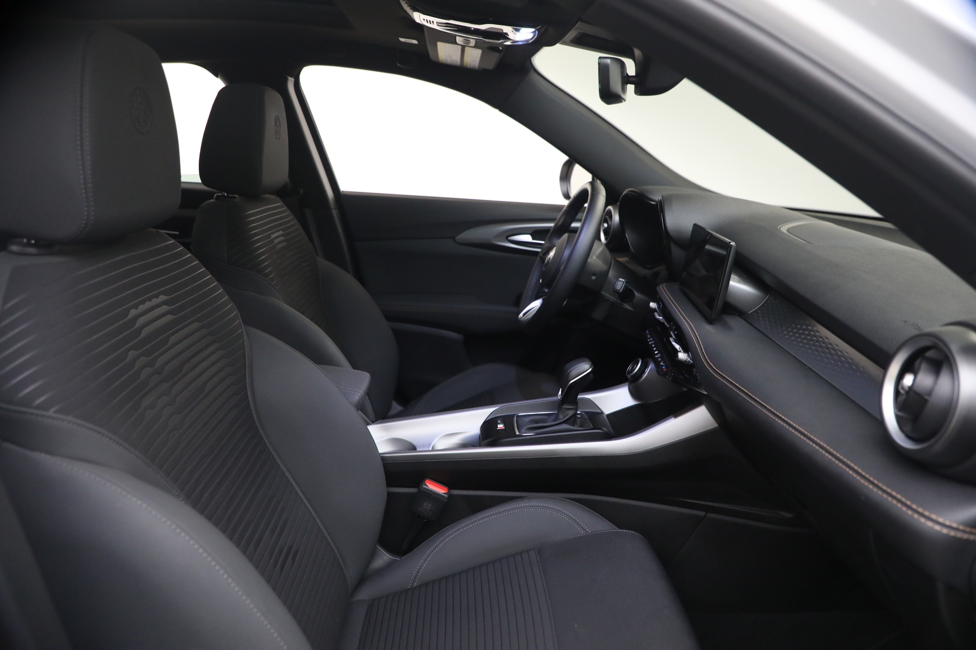 Used-2025-Alfa-Romeo-Tonale-GME