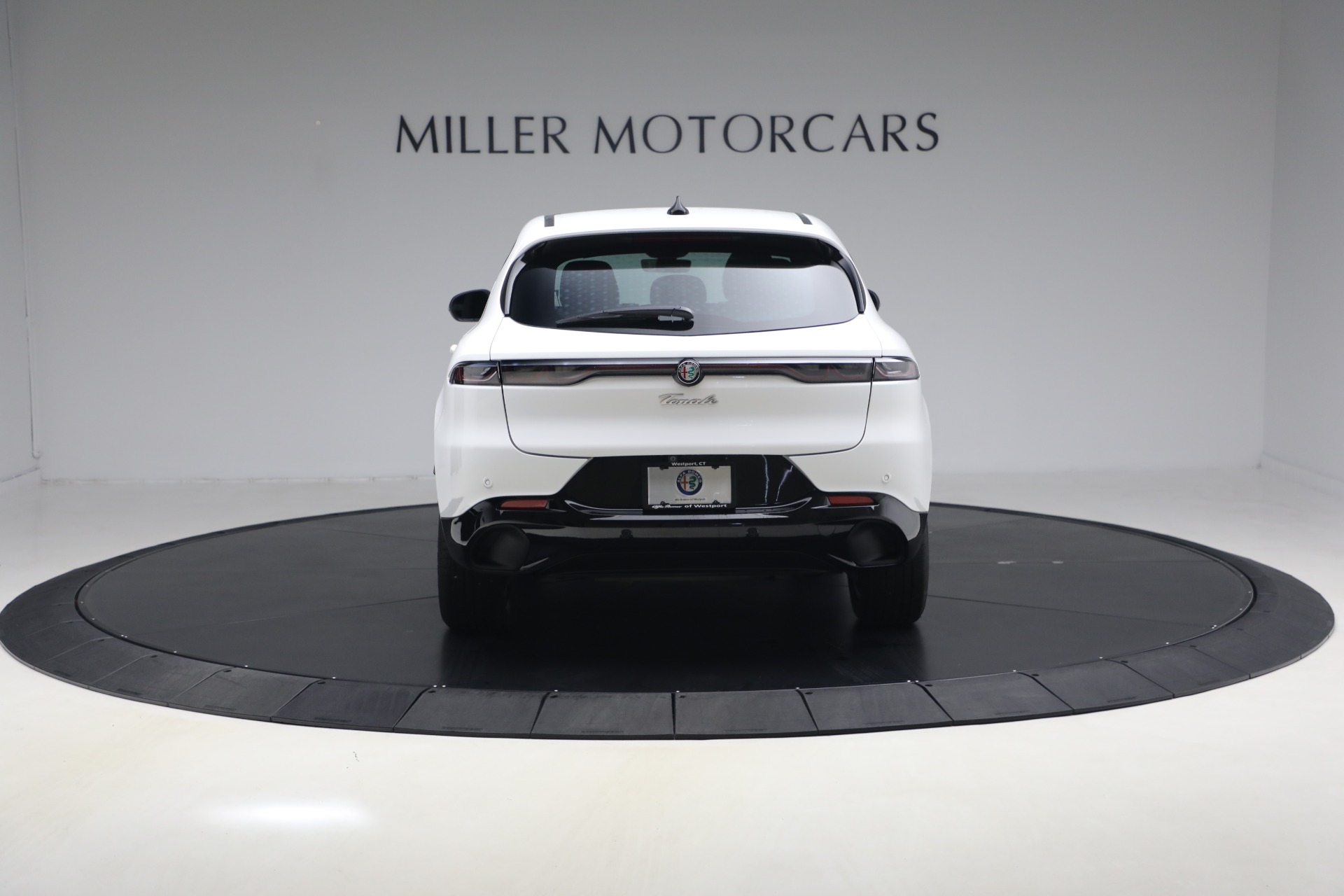 Used-2025-Alfa-Romeo-Tonale-GME