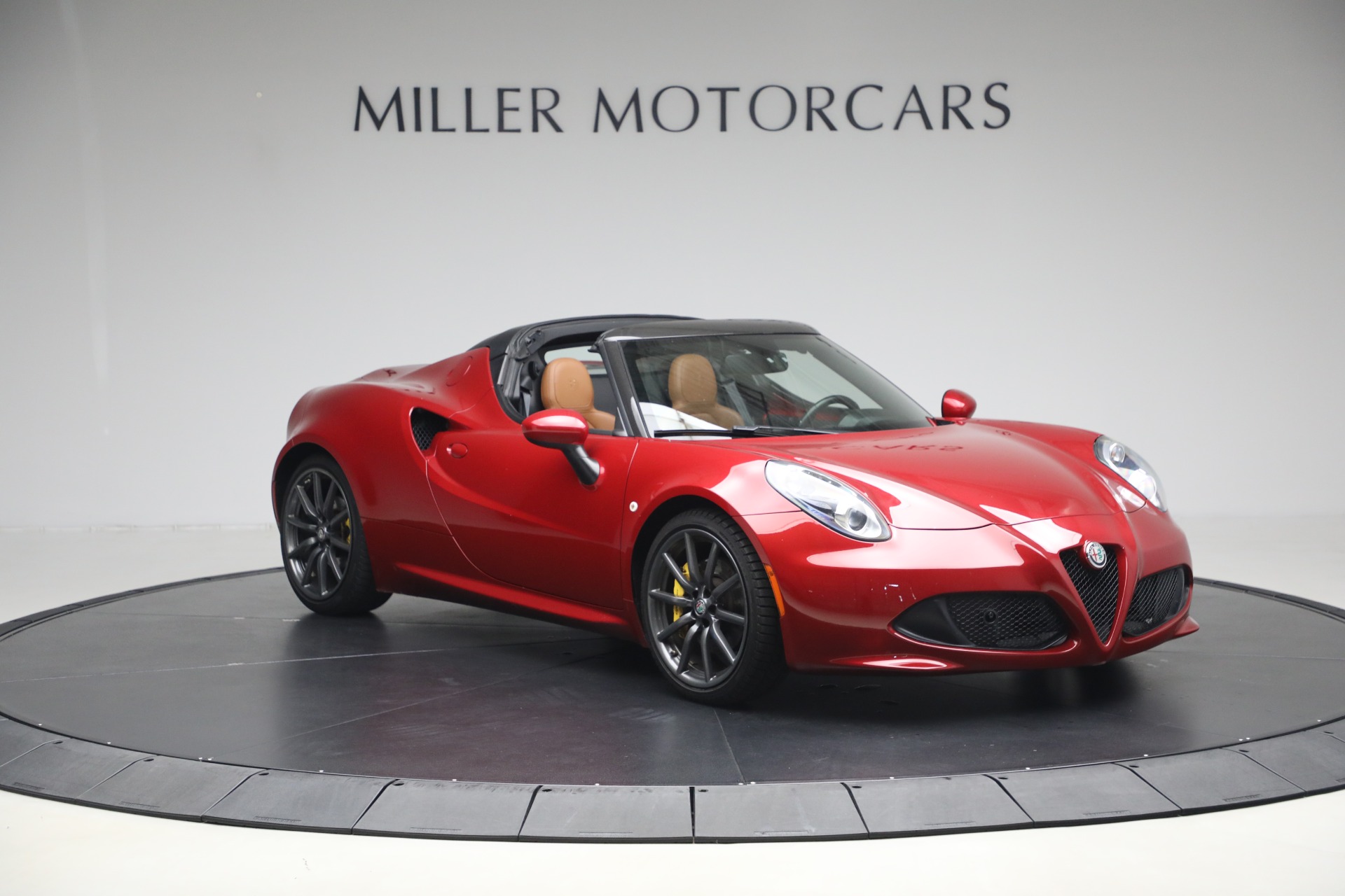 Used-2020-Alfa-Romeo-4C-Spider