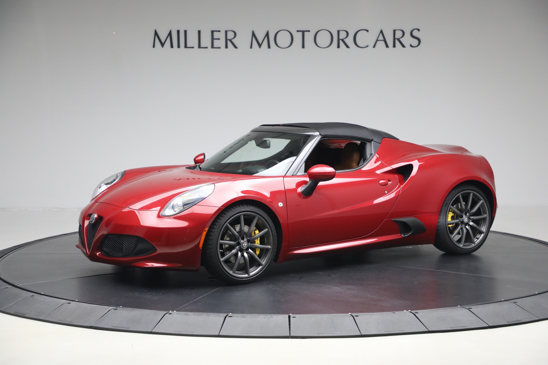 Used-2020-Alfa-Romeo-4C-Spider