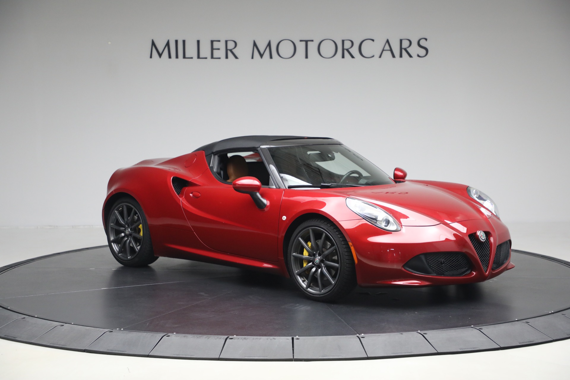 Used-2020-Alfa-Romeo-4C-Spider