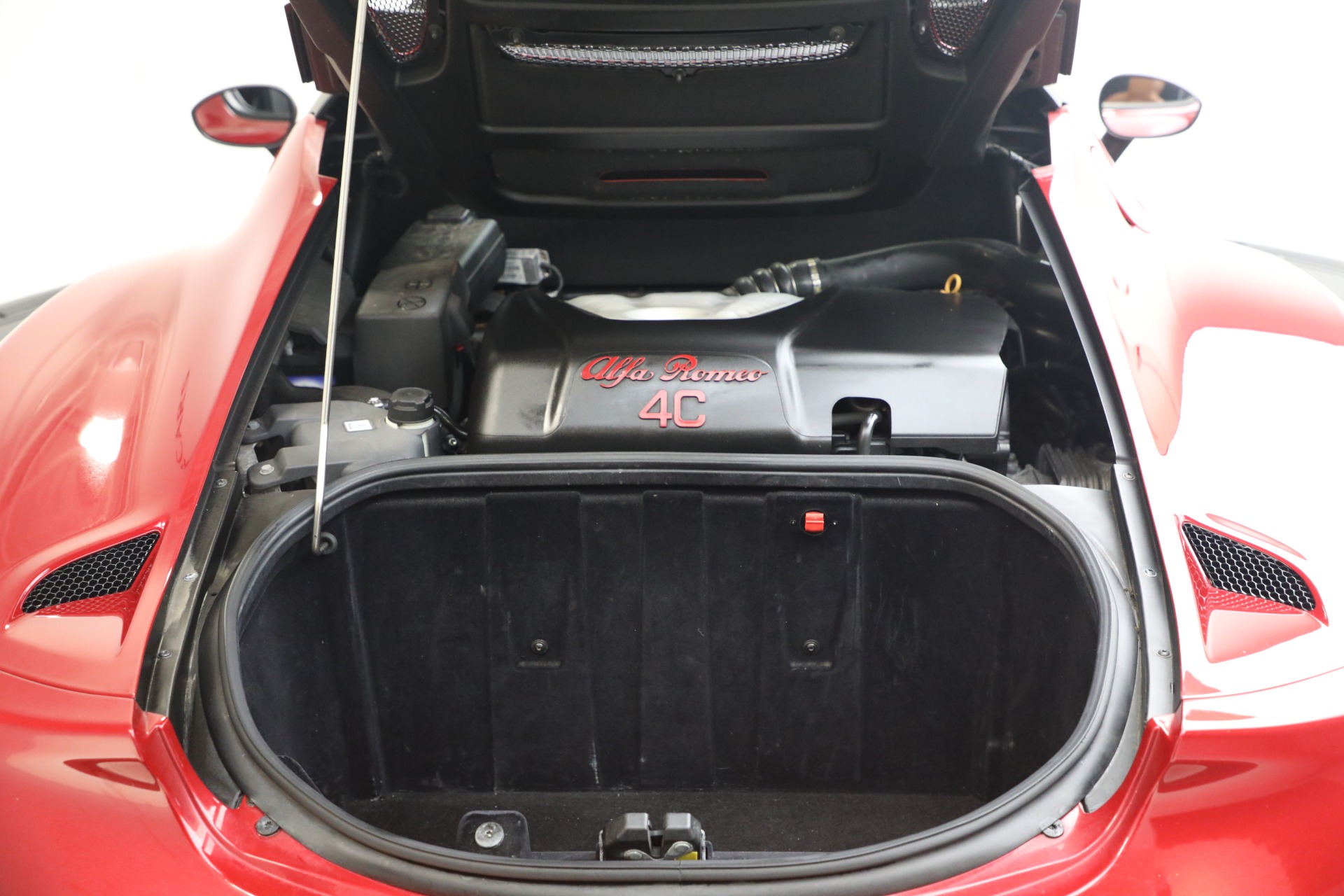 Used-2020-Alfa-Romeo-4C-Spider