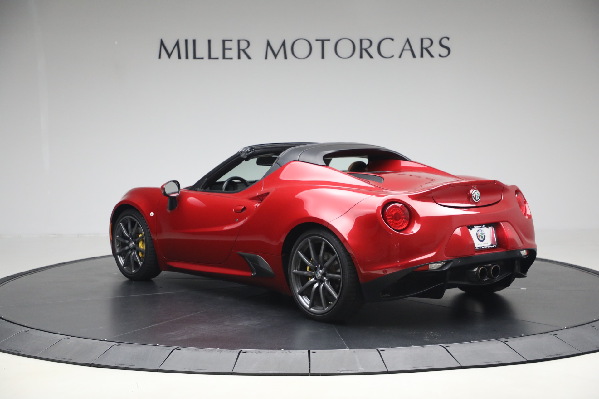 Used-2020-Alfa-Romeo-4C-Spider