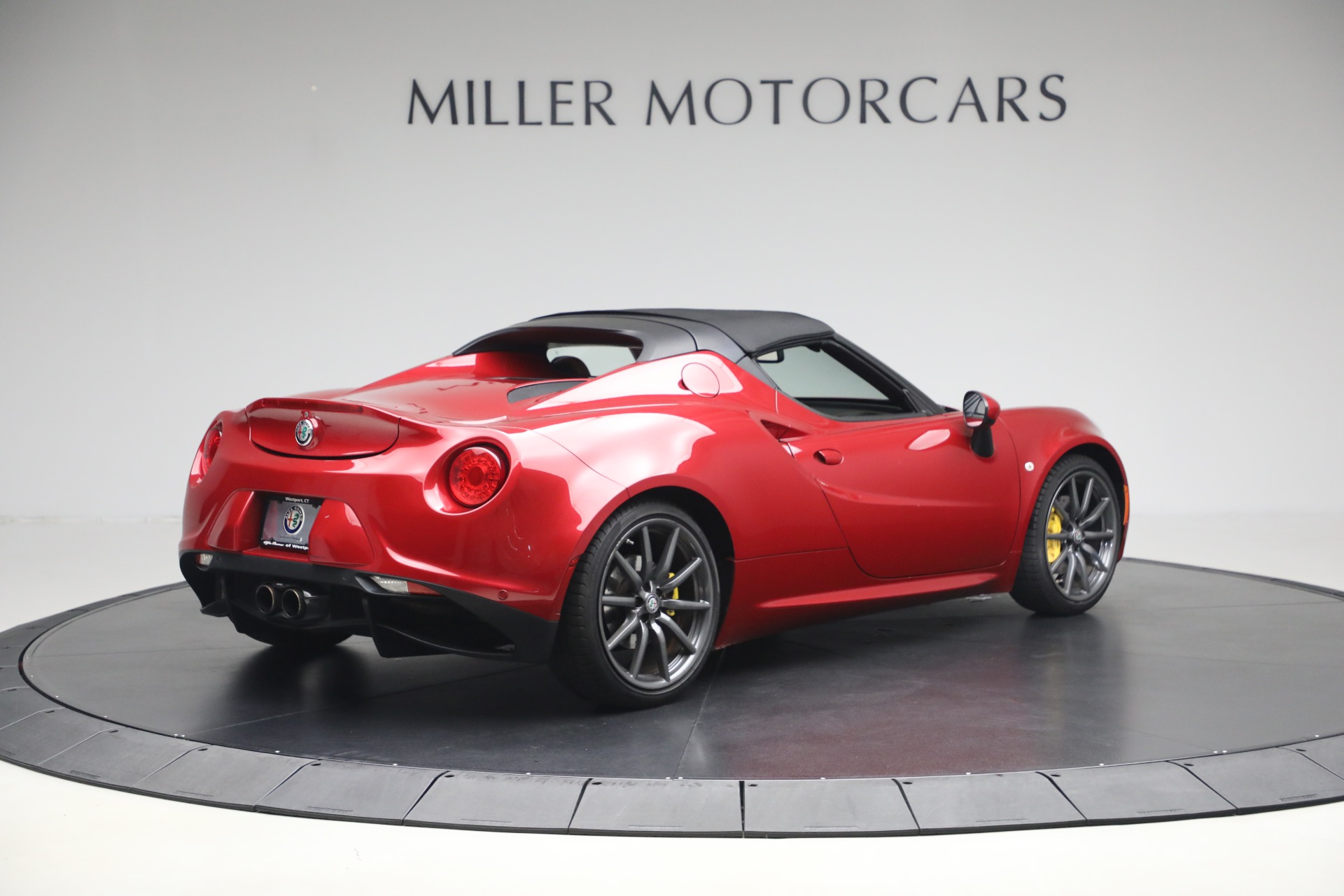 Used-2020-Alfa-Romeo-4C-Spider