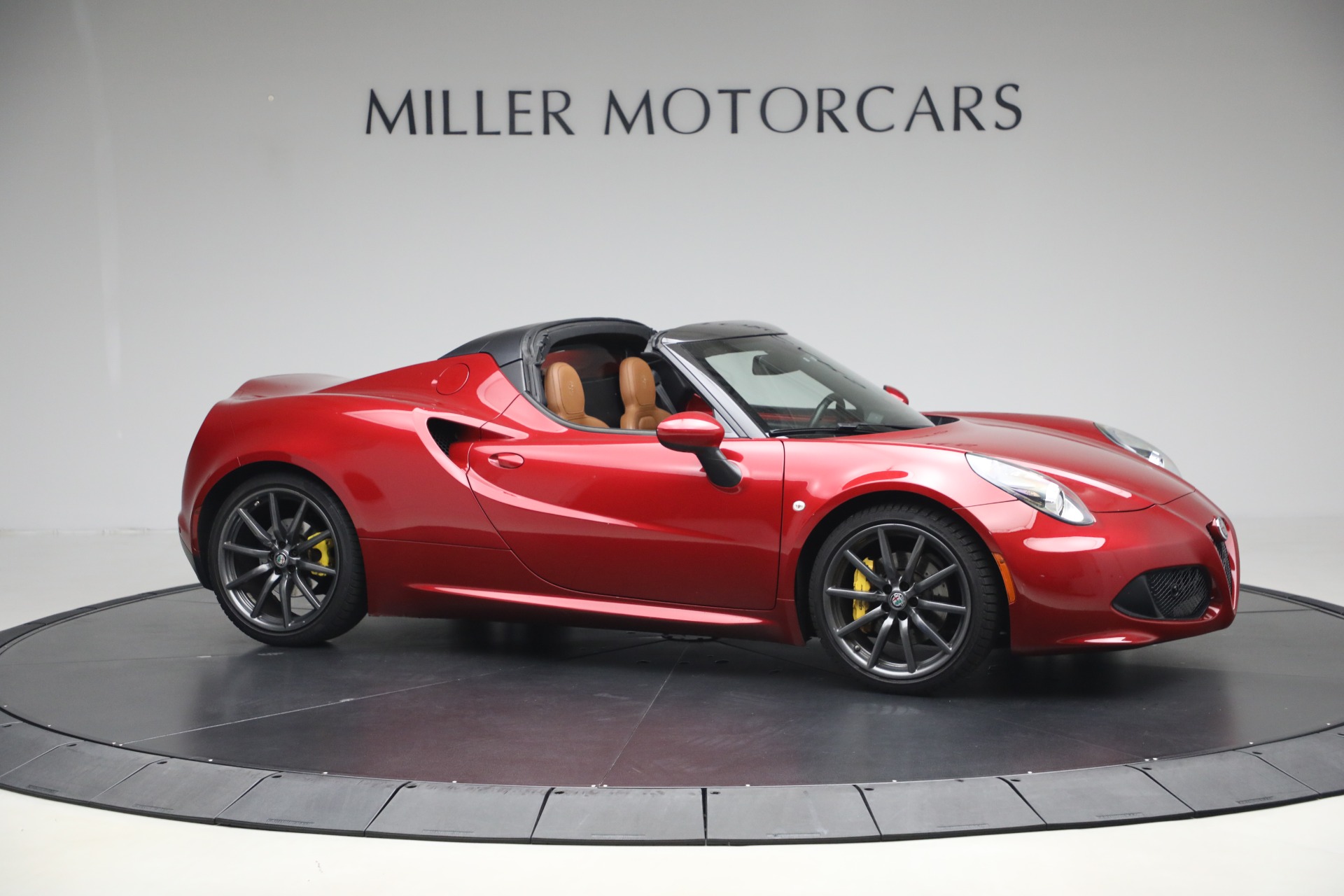 Used-2020-Alfa-Romeo-4C-Spider