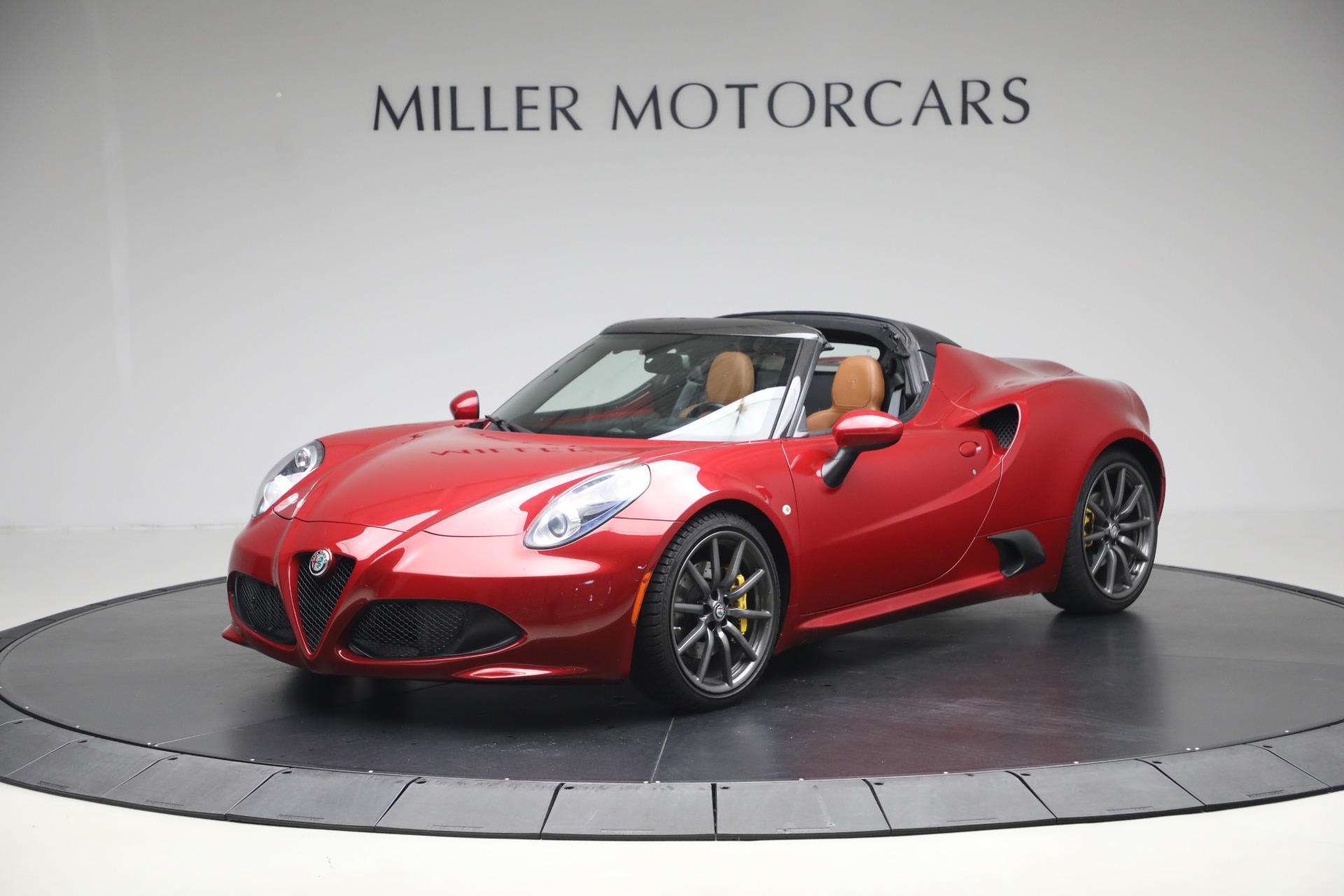 Used-2020-Alfa-Romeo-4C-Spider