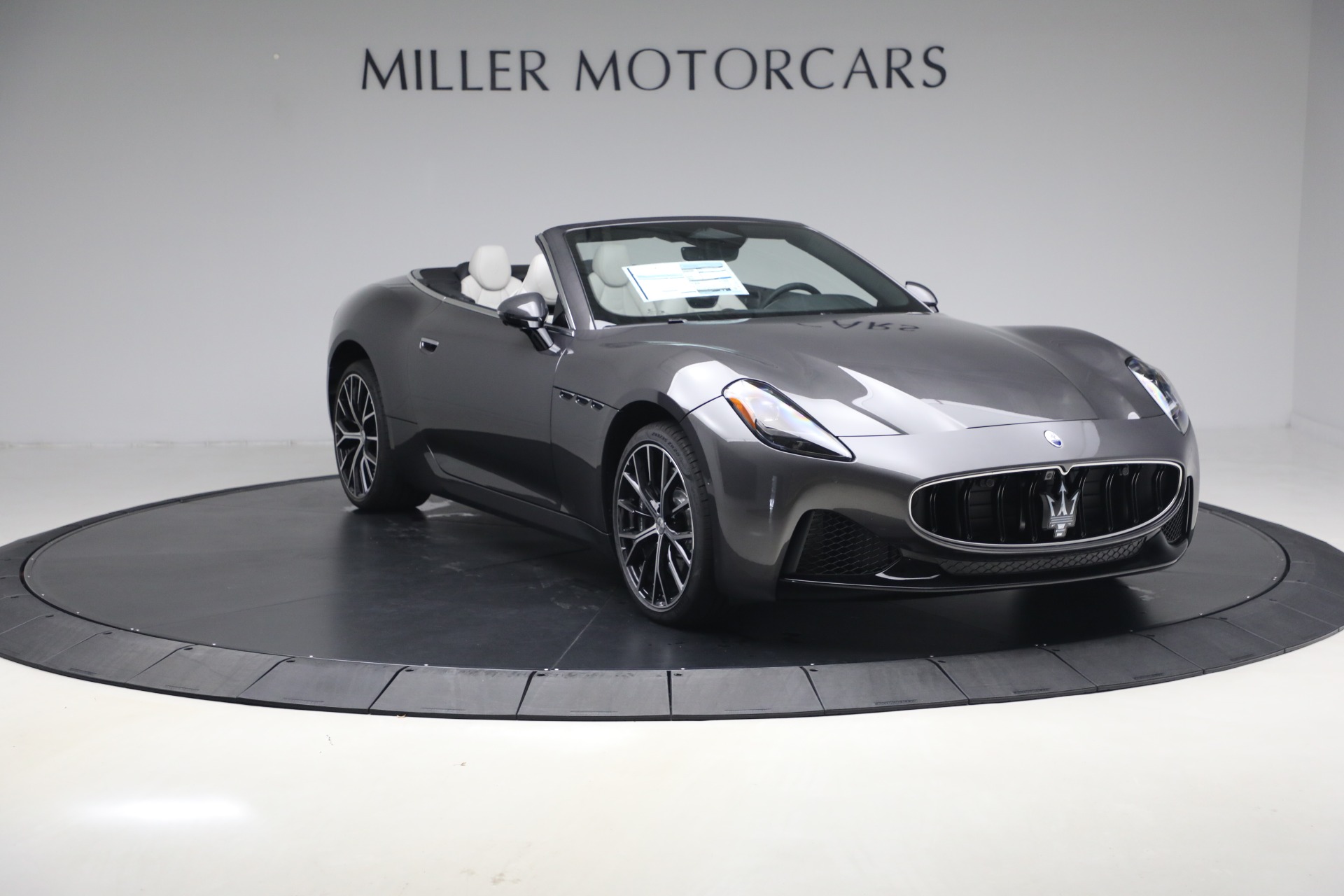 New-2026-Maserati-GranCabrio-Modena