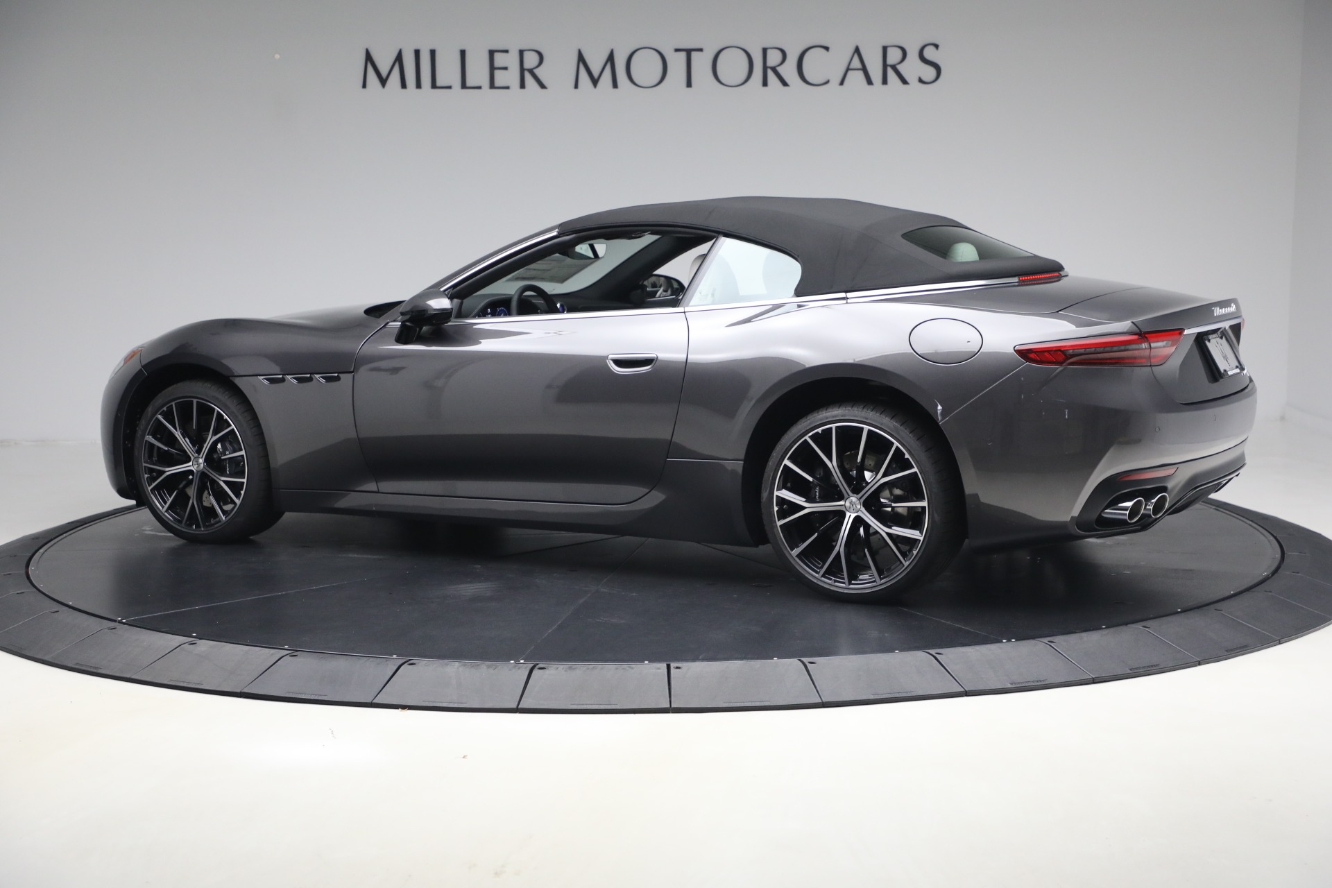 New-2026-Maserati-GranCabrio-Modena