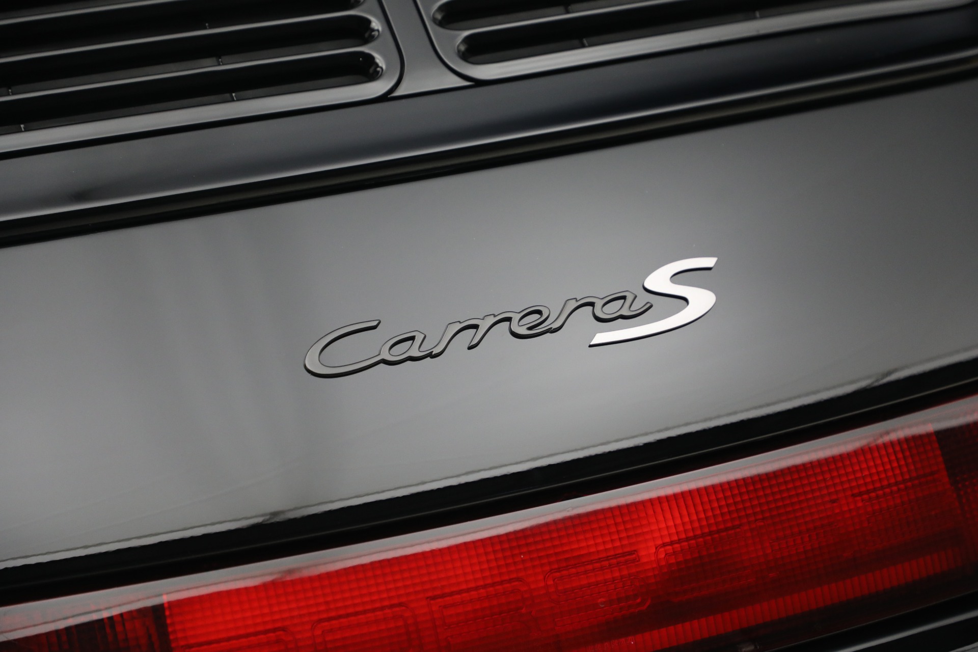 Used-1997-Porsche-911-Carrera
