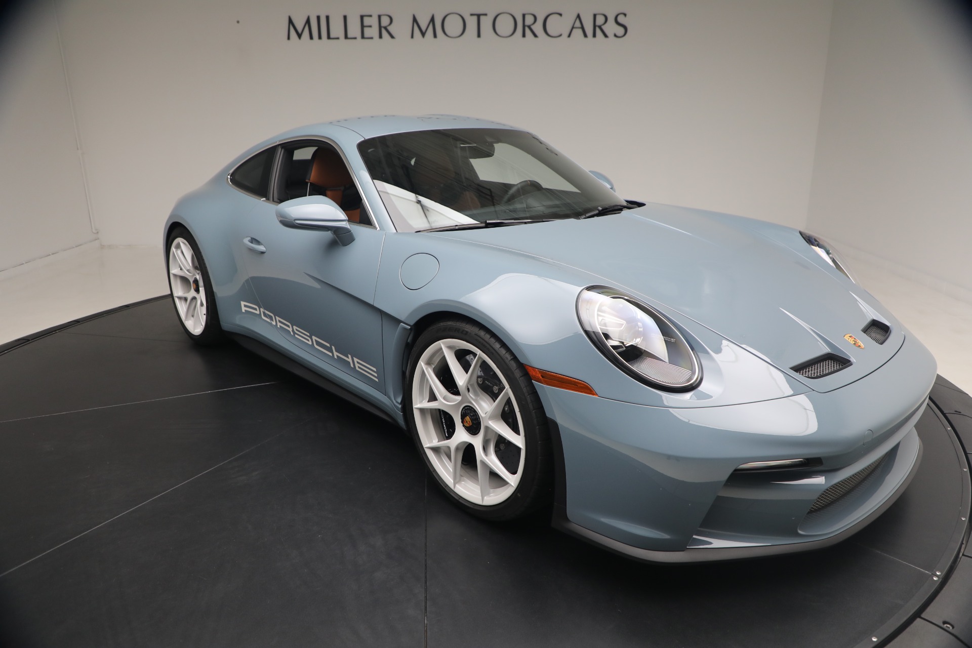 Used-2024-Porsche-911-S/T