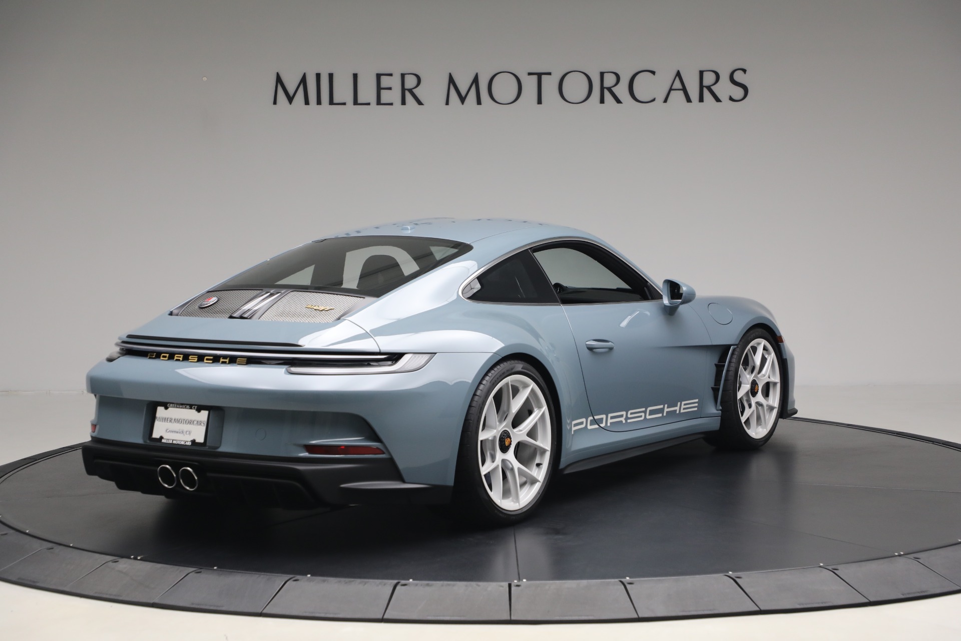 Used-2024-Porsche-911-S/T