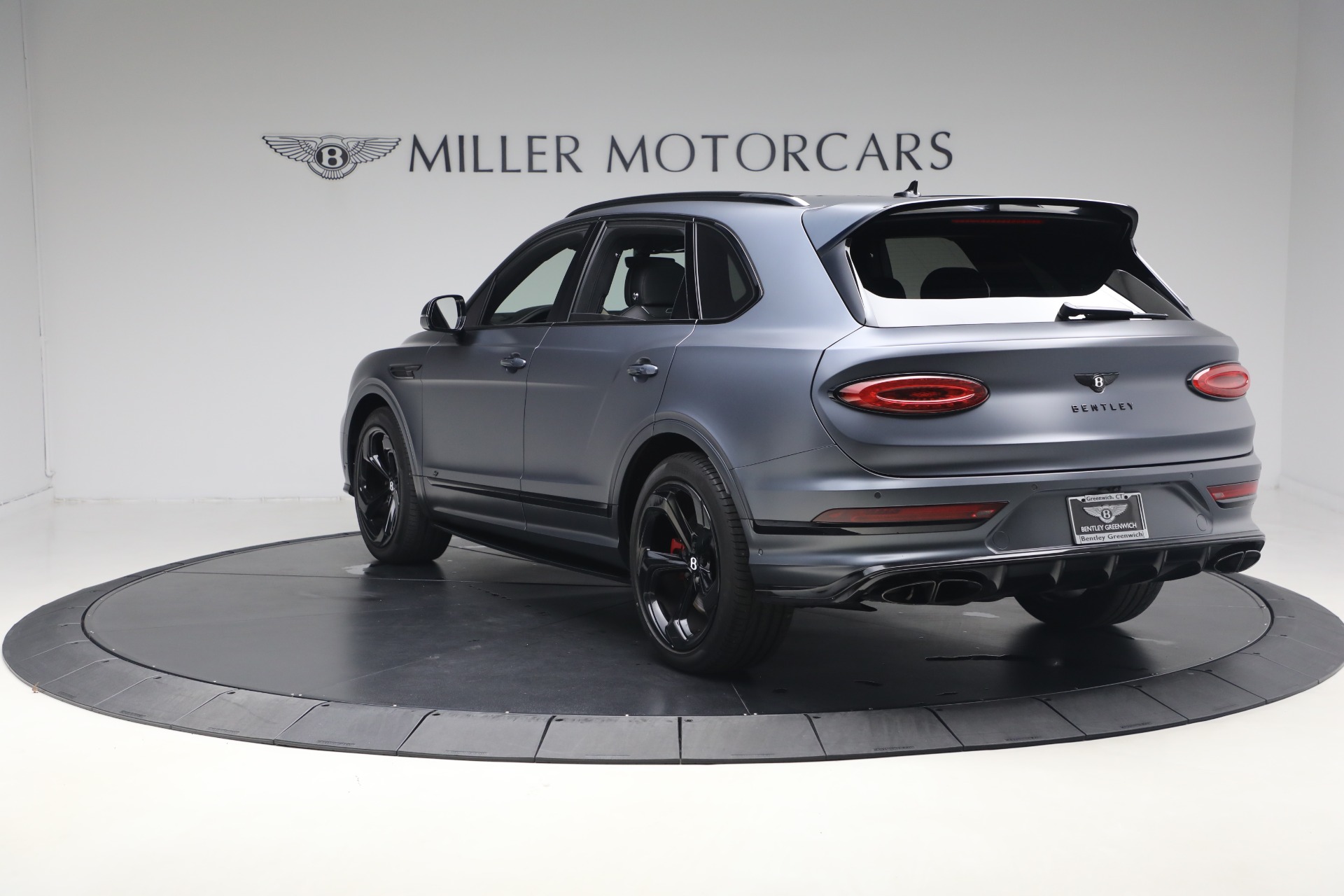 Used-2023-Bentley-Bentayga-S-V8