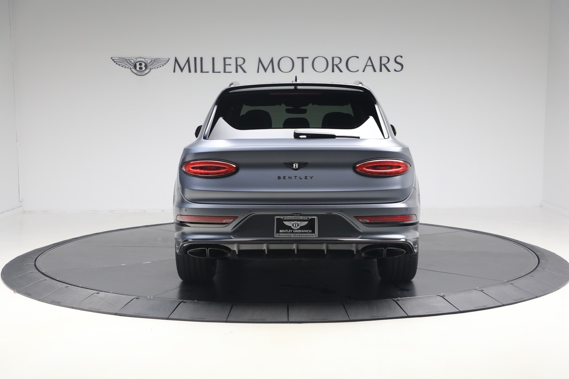 Used-2023-Bentley-Bentayga-S-V8