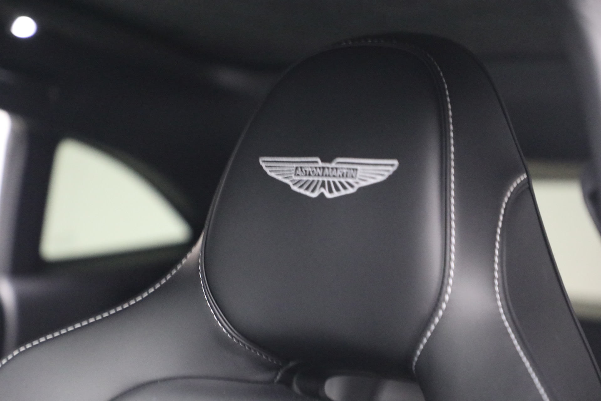 New-2026-Aston-Martin-DBX-707