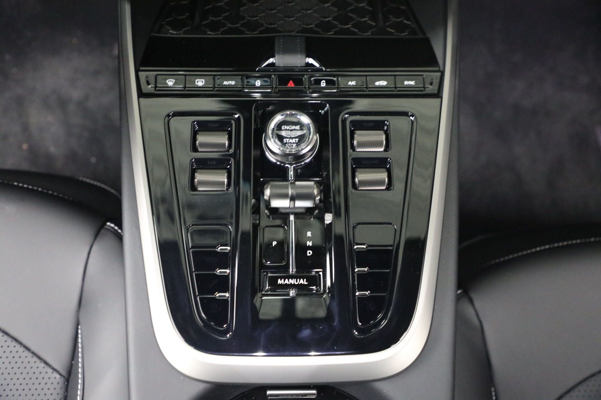 New-2026-Aston-Martin-DBX-707