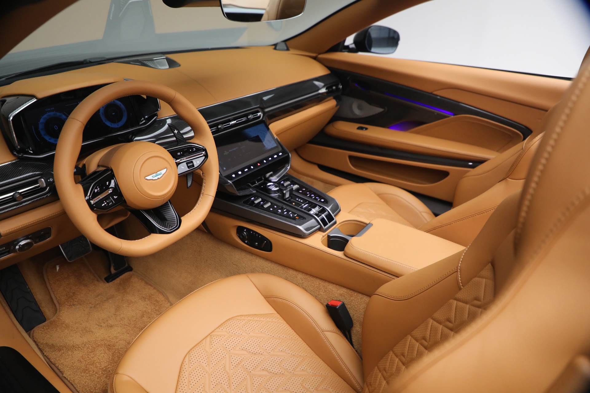 New-2026-Aston-Martin-Vanquish-Volante