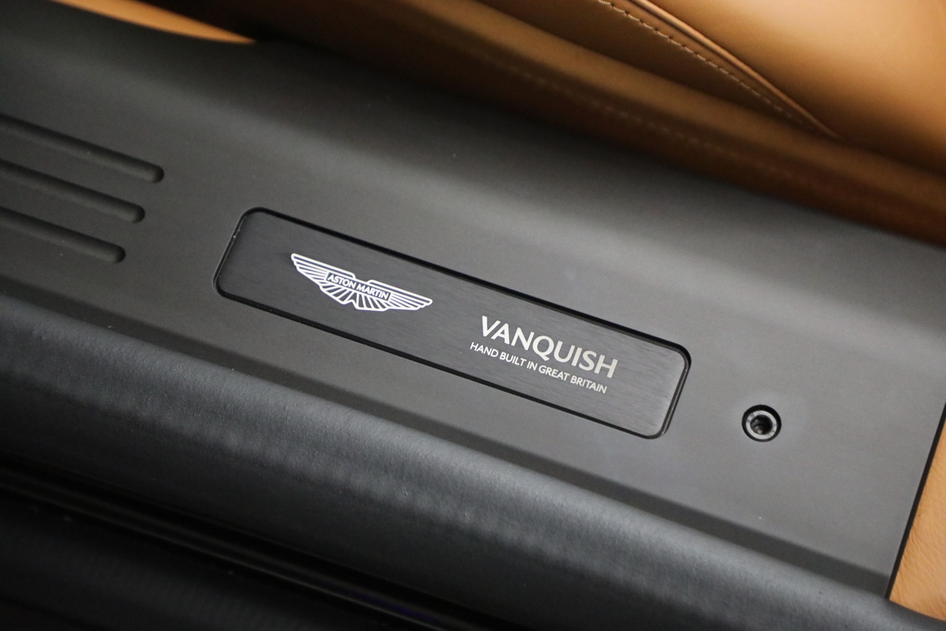New-2026-Aston-Martin-Vanquish-Volante
