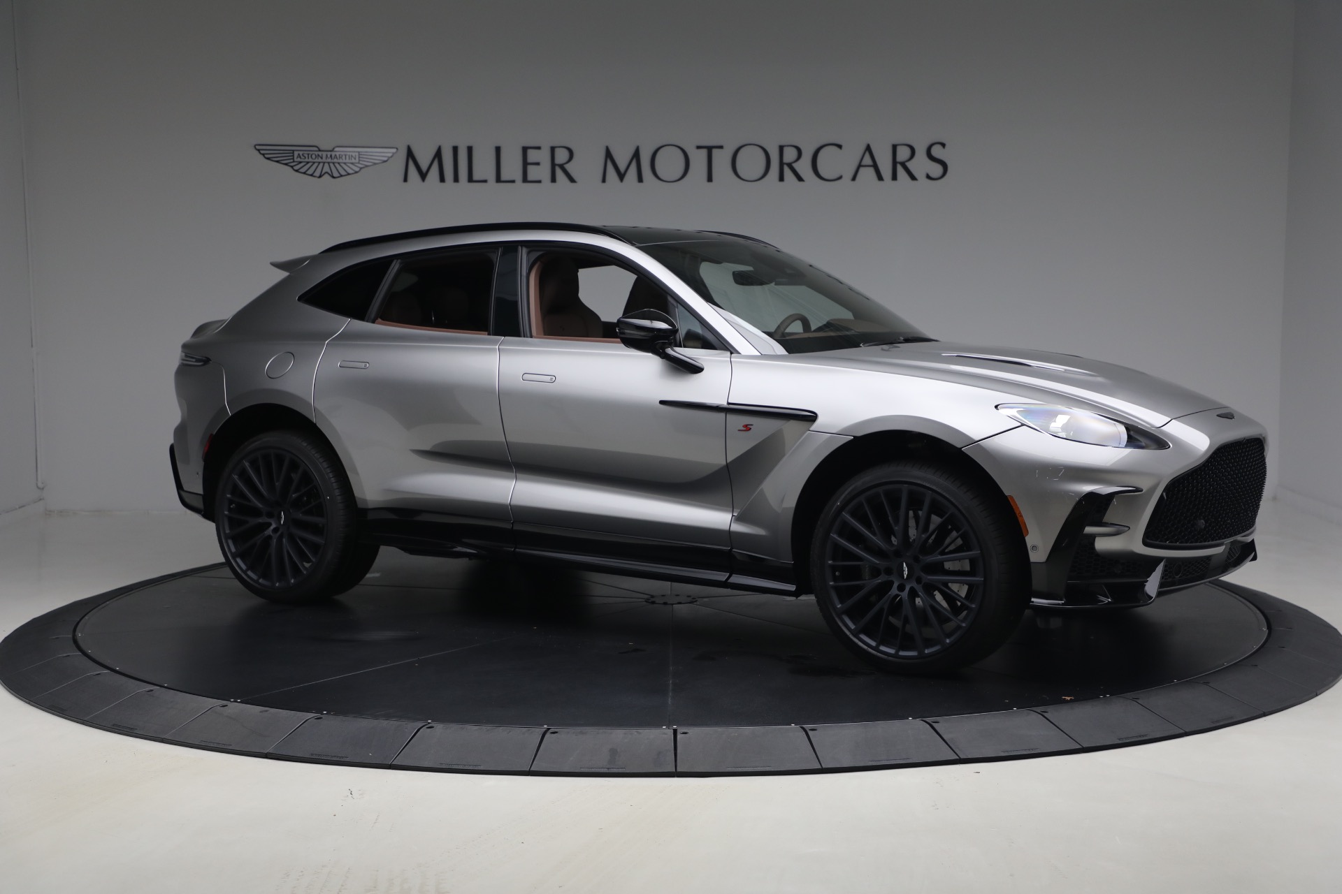 Used-2026-Aston-Martin-DBX-S