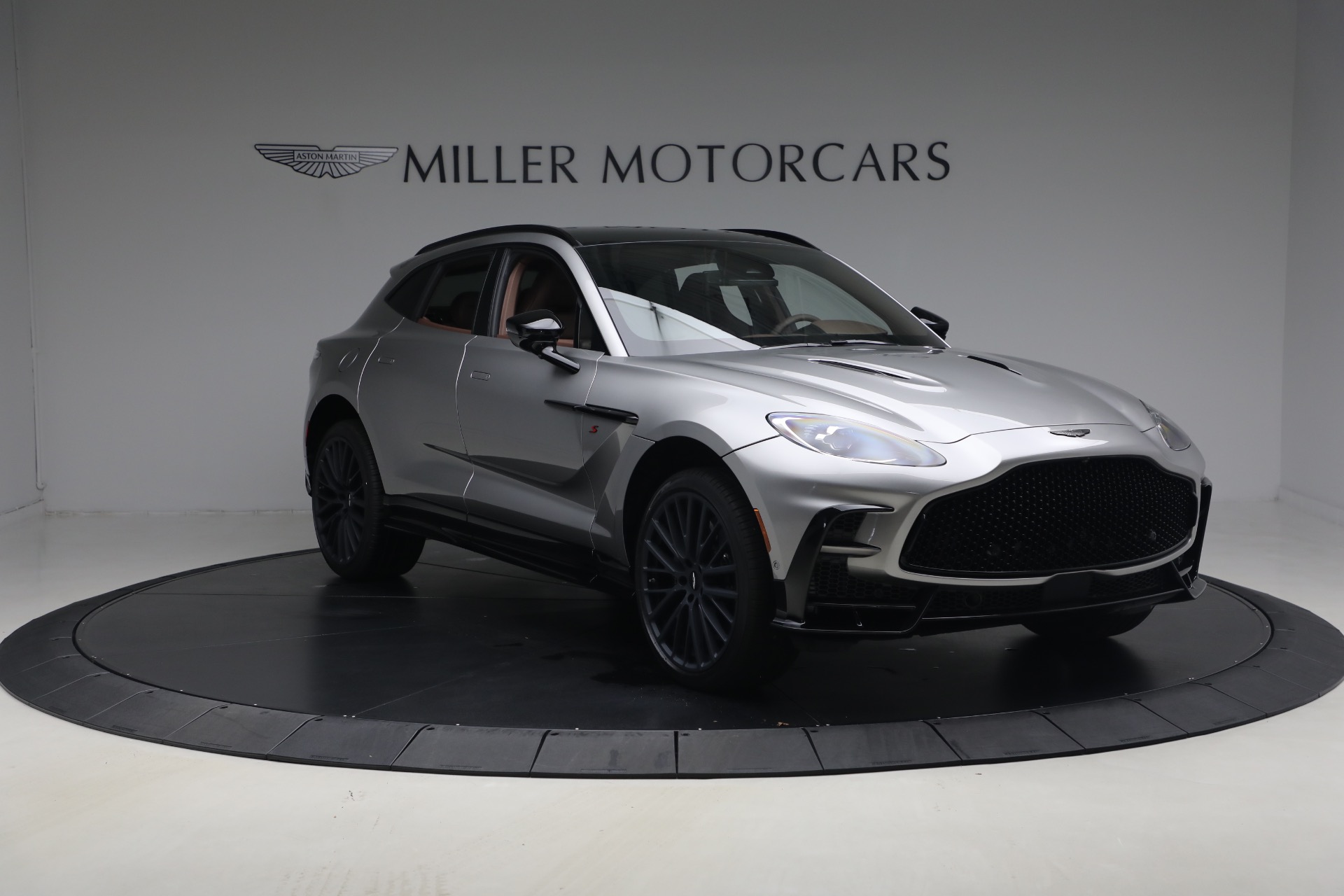 Used-2026-Aston-Martin-DBX-S