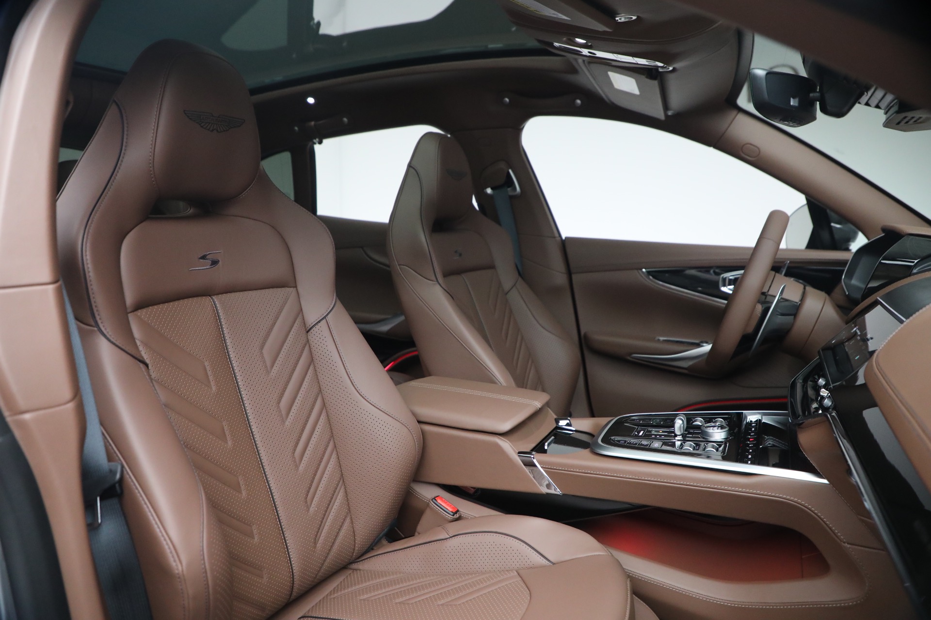 Used-2026-Aston-Martin-DBX-S